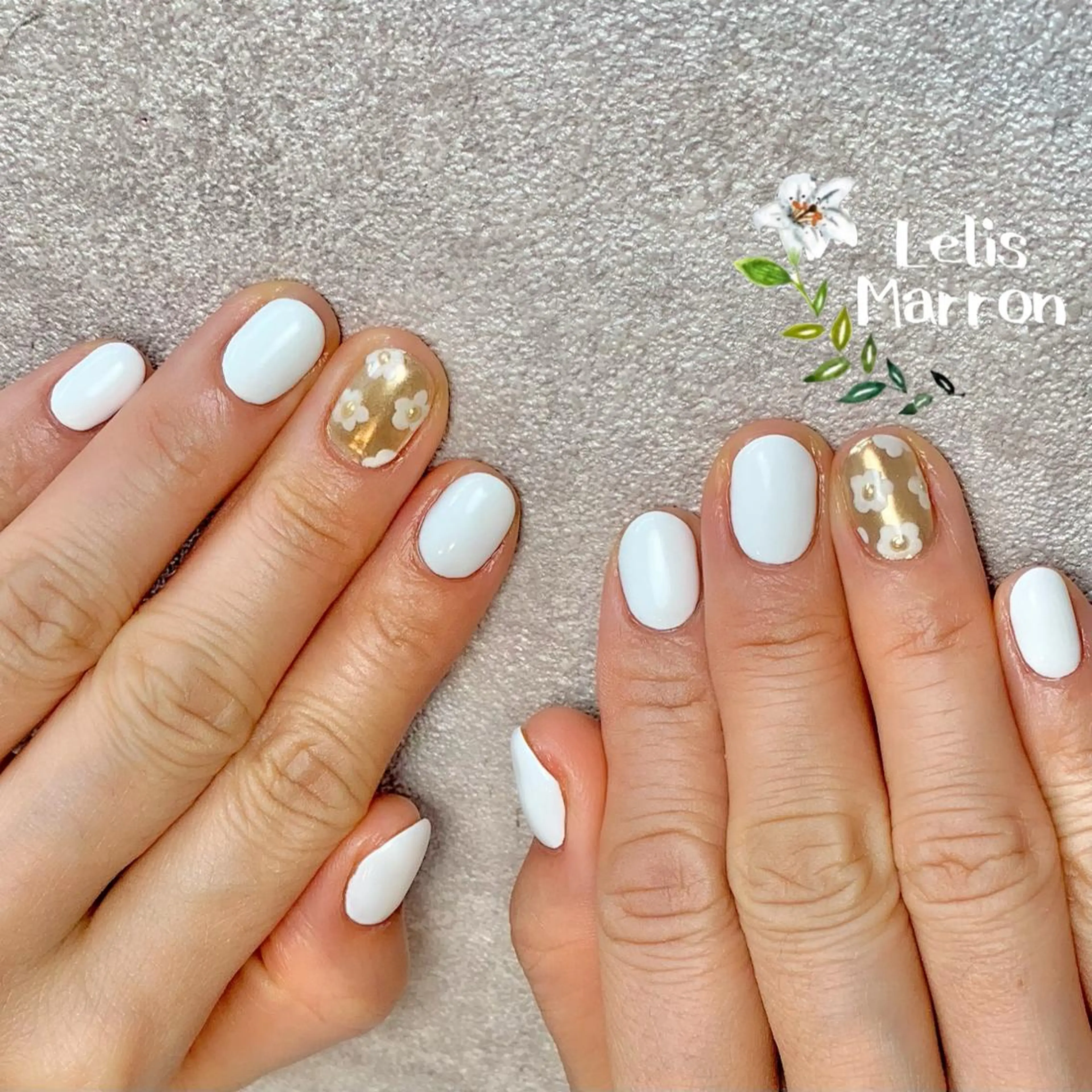 ネイル フラワーネイル ミラーネイル ワンカラーネイル ホワイト Lelis Marron所属・岸 侑李のネイルデザイン