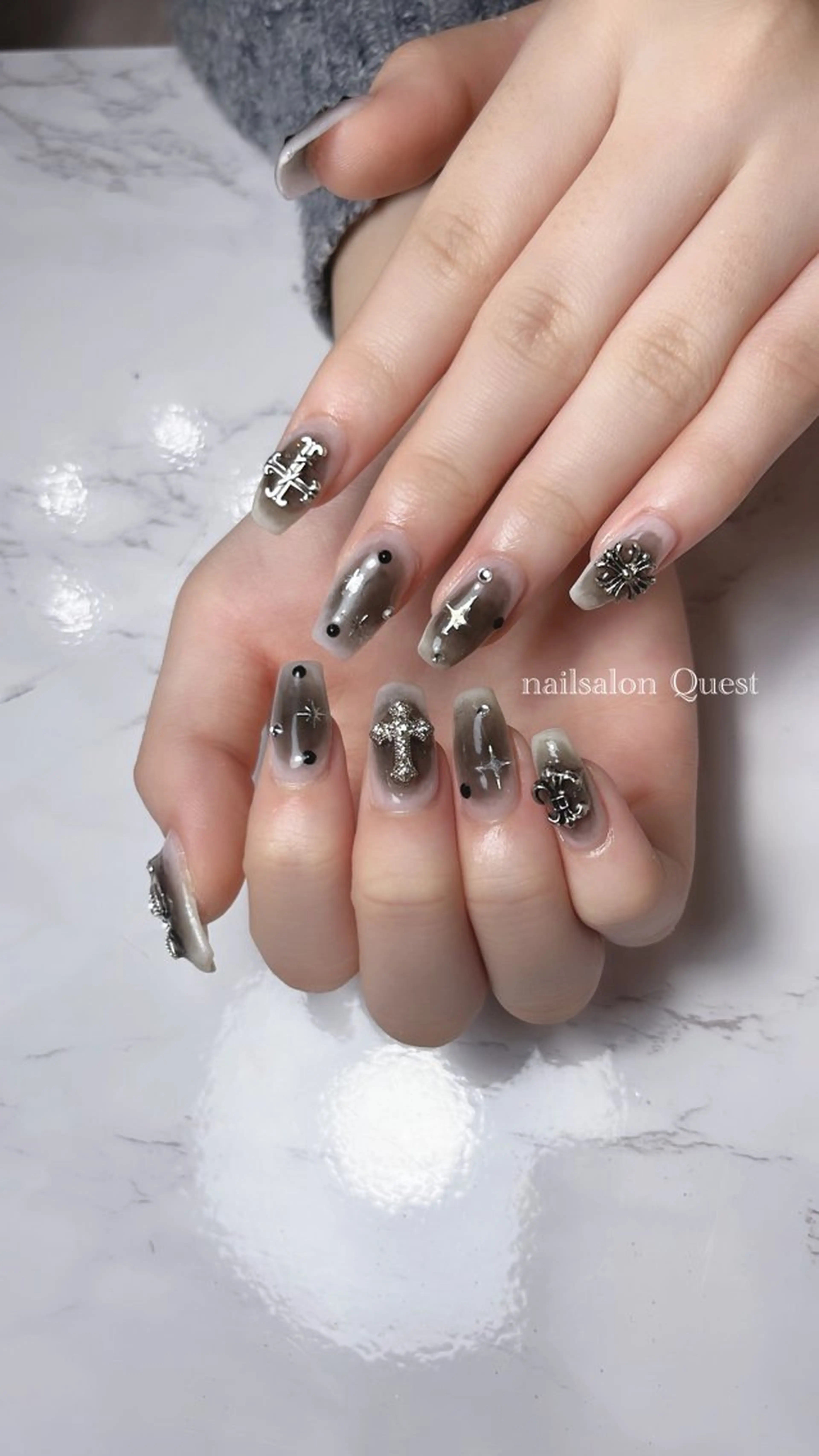 ネイル ハンドネイル nailsalon Questのネイルデザイン