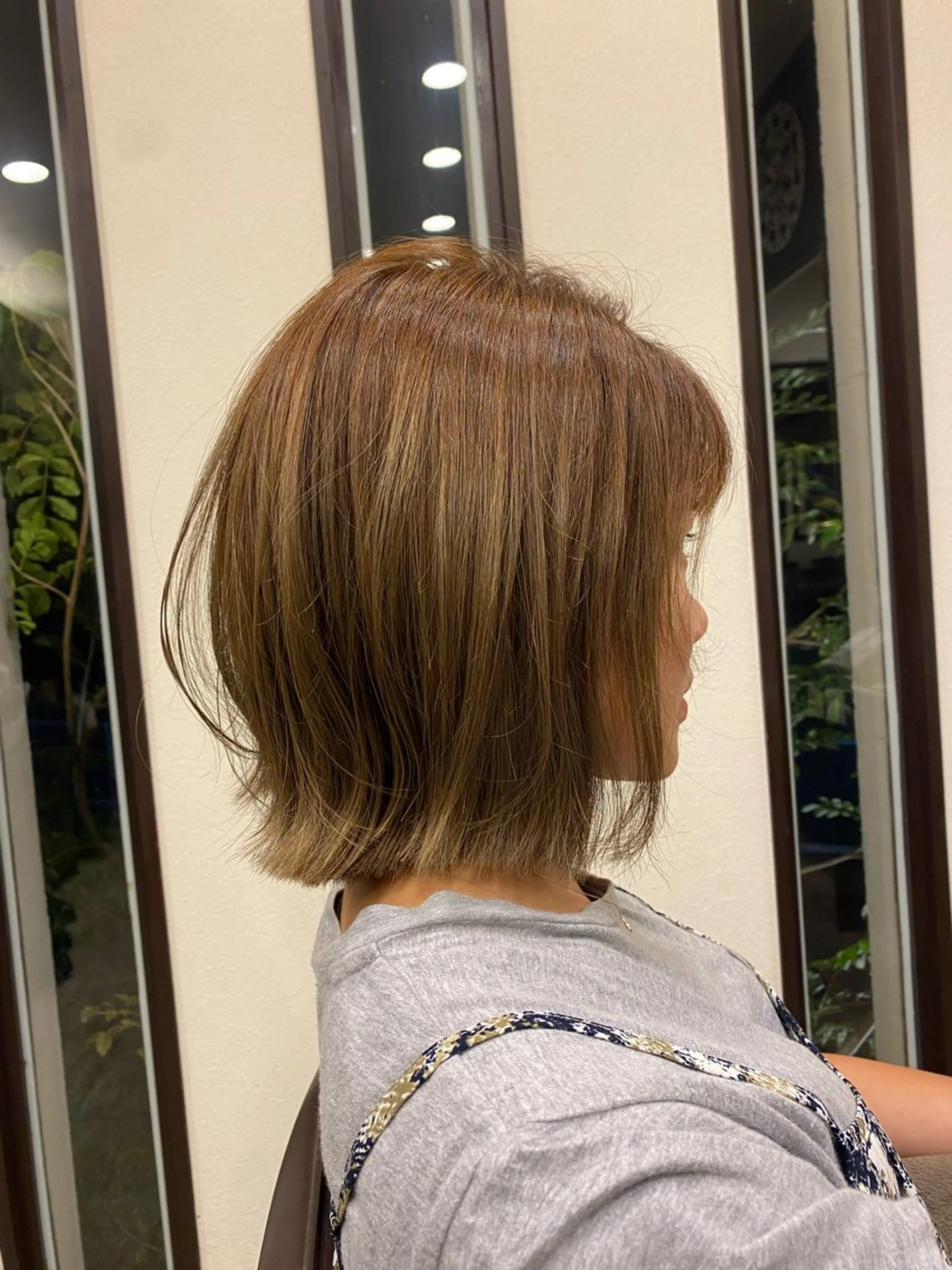 ミディアム カラー カット ヘアカラー 梅津 桜子のヘアスタイル