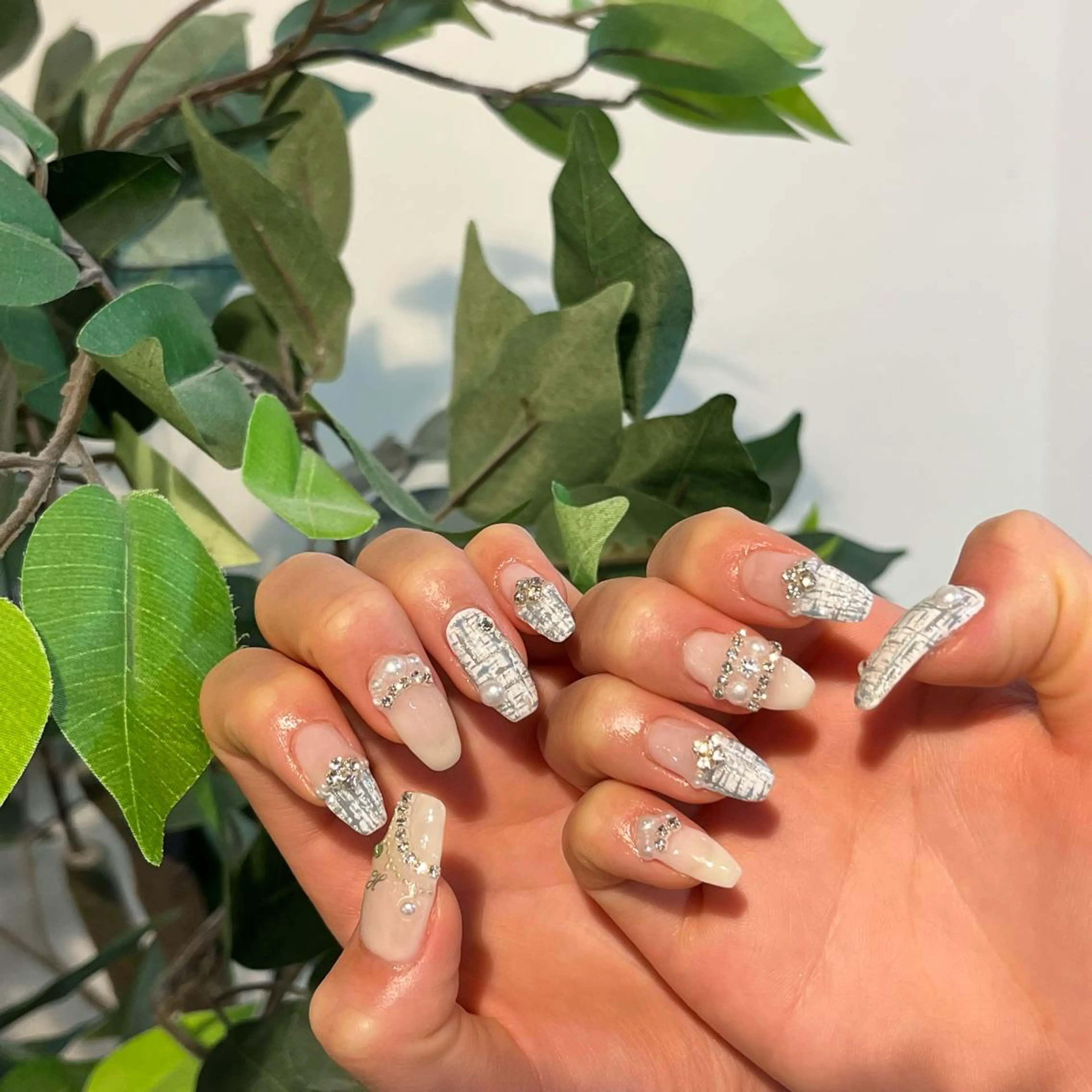 ネイル ハンドネイル ☁️BLITZ 🎀笠原雪音🎀のネイルデザイン