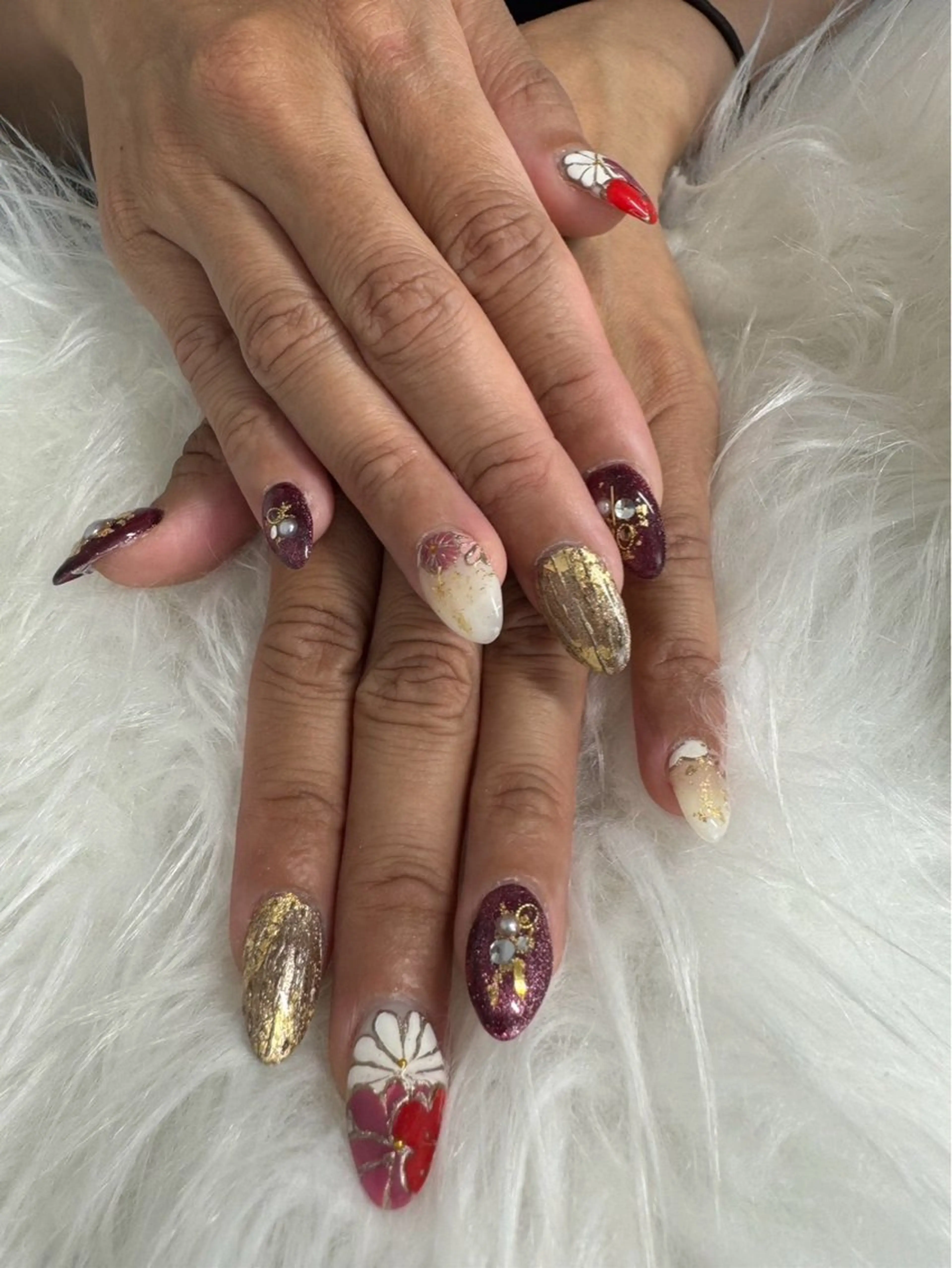 ネイル ブライダルネイル nail salon pomaikaiのネイルデザイン