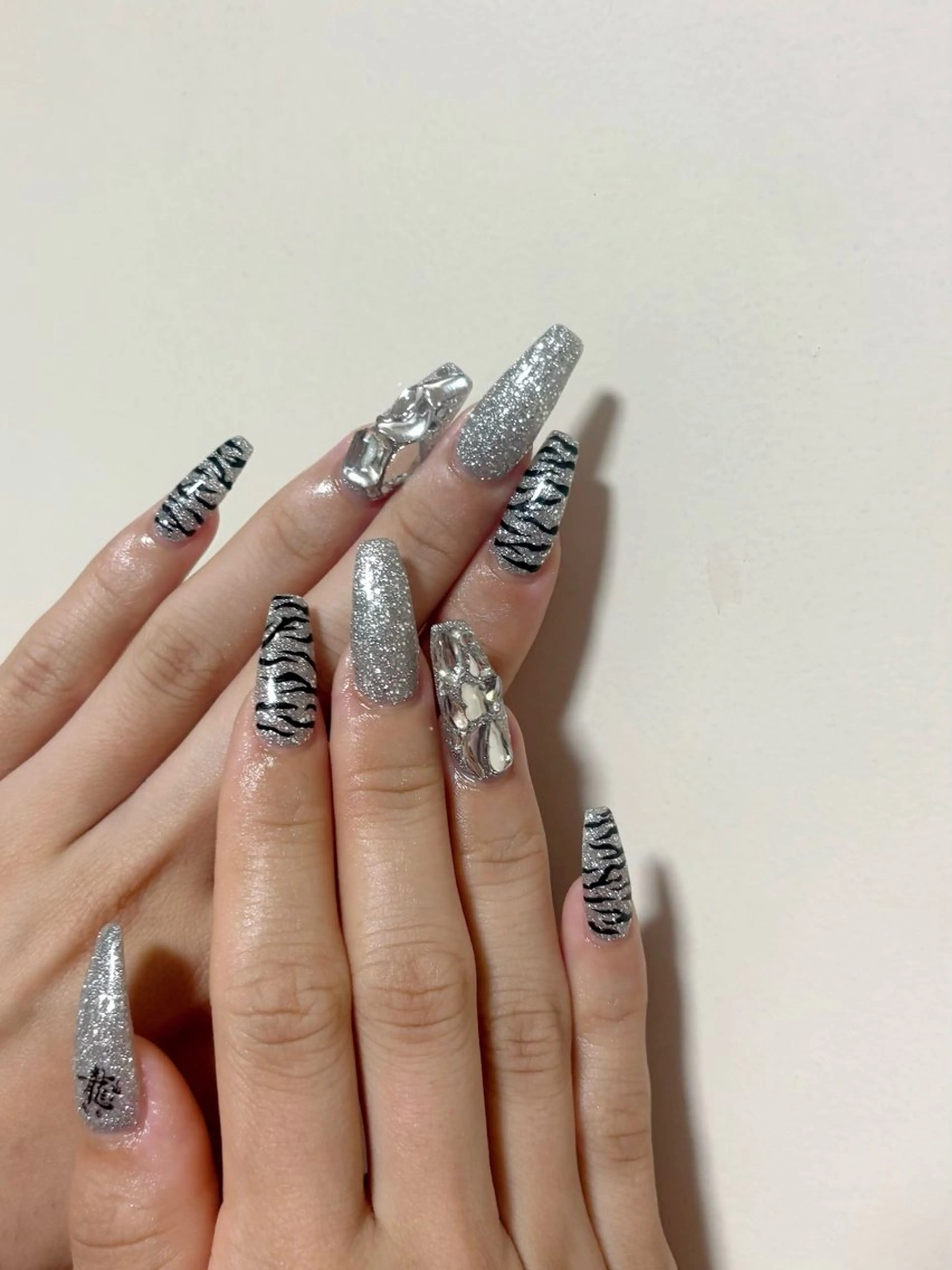 ネイル ハンドネイル nail salon LIAn.所属・LIAn.🎀 Munakataのネイルデザイン