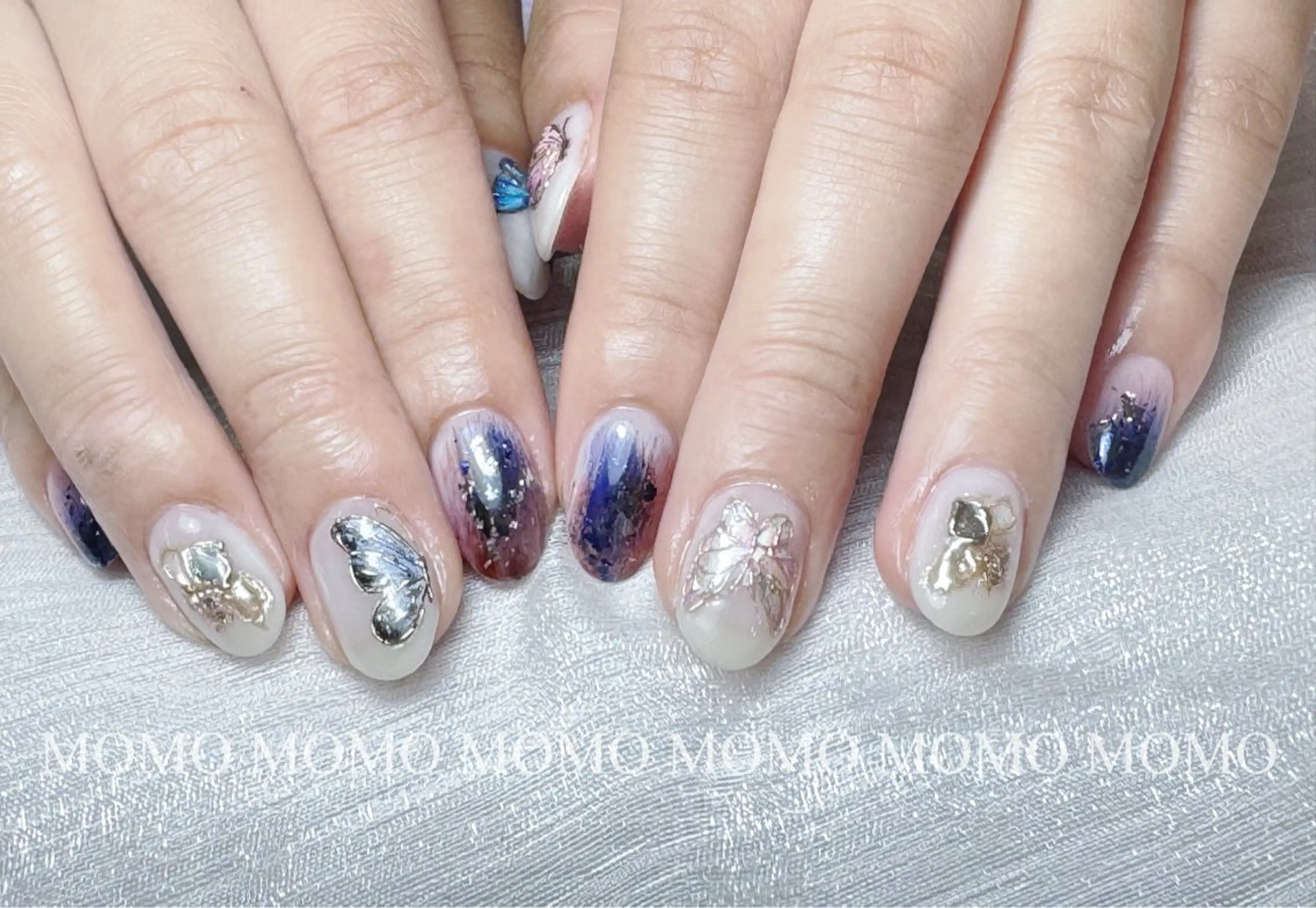 ネイル ニュアンスネイル MOMO nail所属・NIITSU 川崎のネイルデザイン