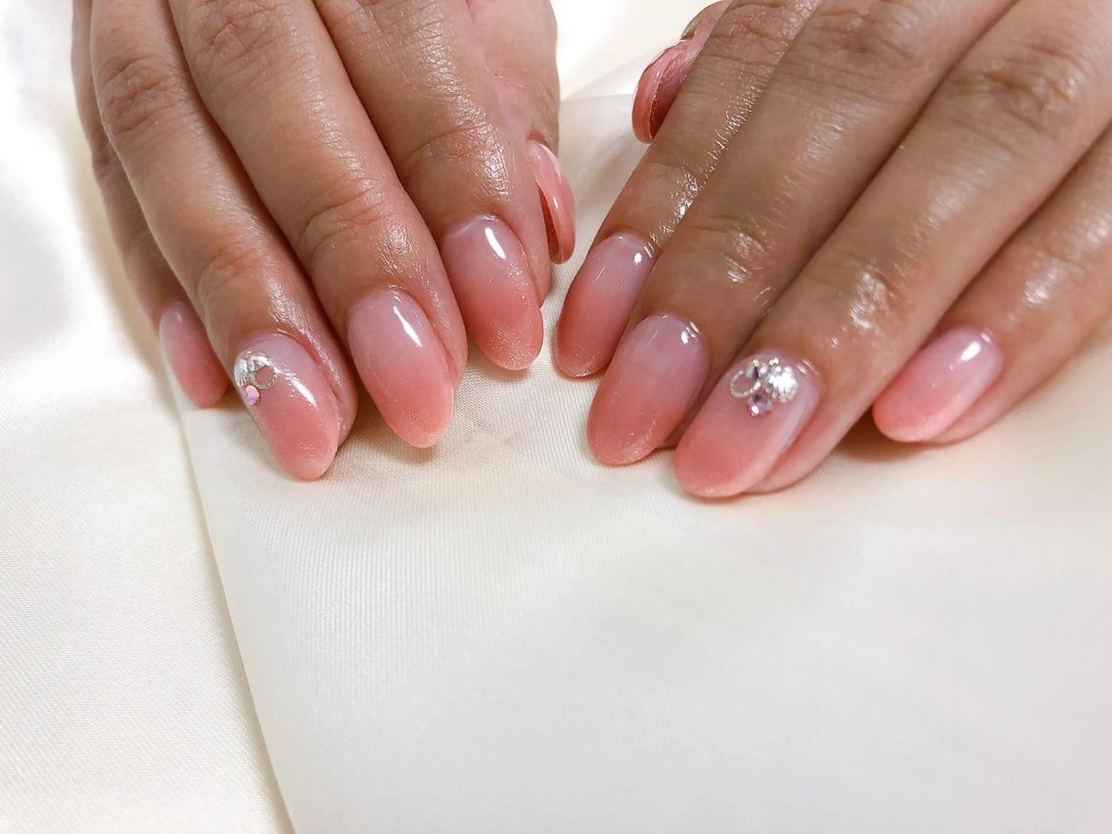 ネイル グラデーション ラメ(グリッター) ストーンネイル 夏ネイル Mogu nail 二子玉川のネイルデザイン