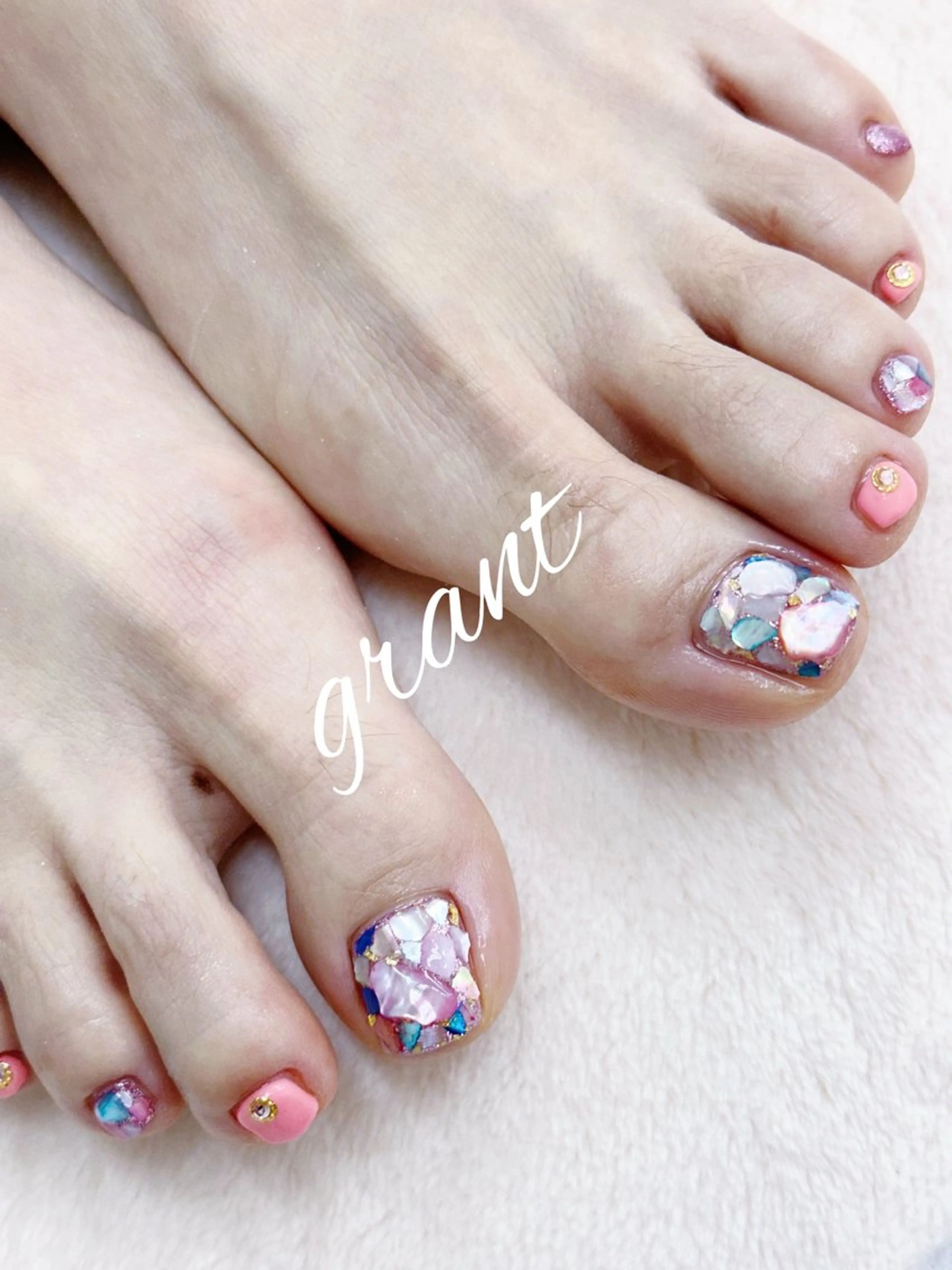 ネイル フットネイル フットネイル nail salon grant所属・nailsalon grantのネイルデザイン