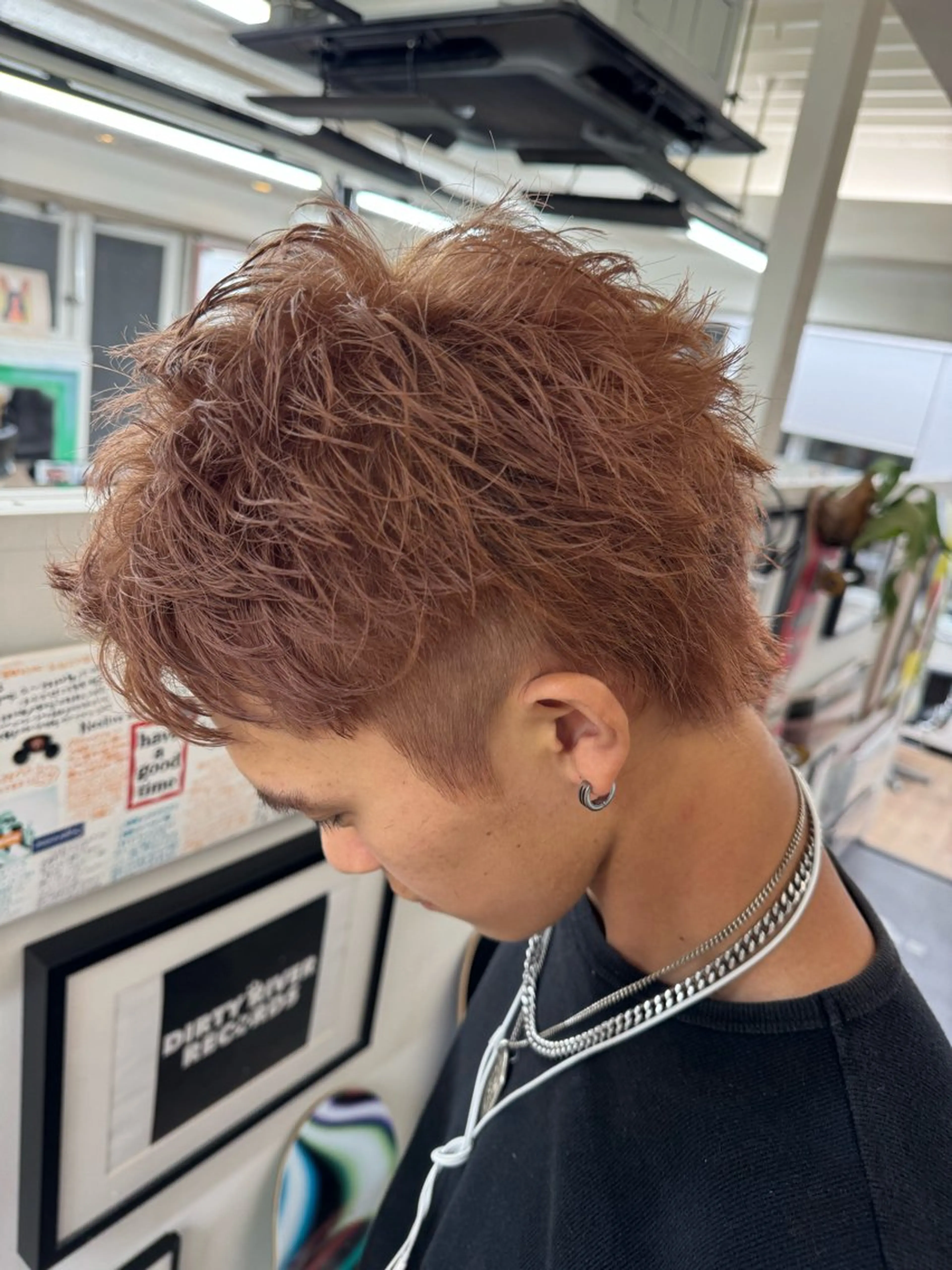 【🍀ミニモメンズ限定🍀】ブリーチ＋オンカラー＋ダメージ補修トリートメントの写真