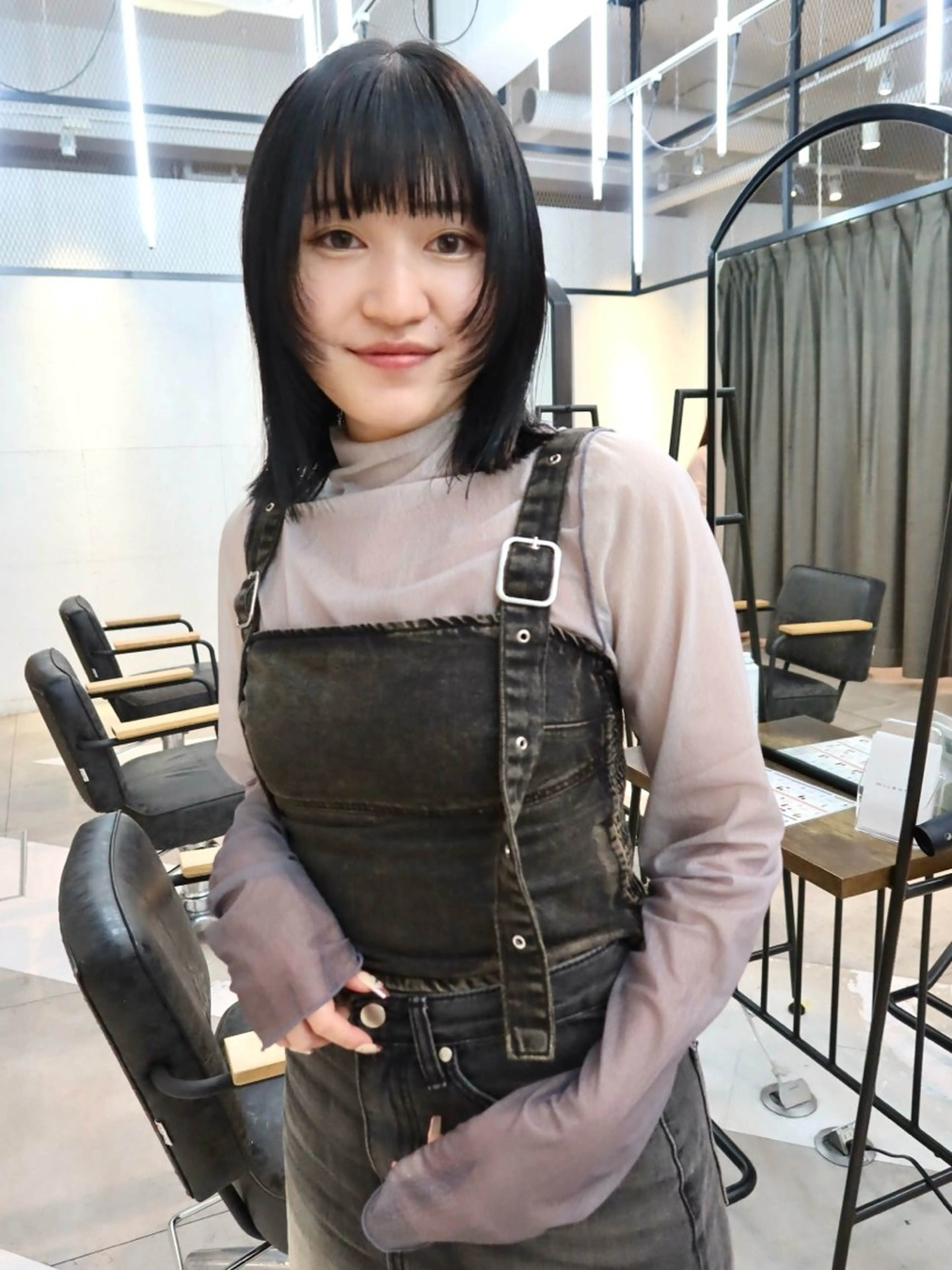 ミディアム カラー 顔周りカット/透明感 カラー✂️MEIのヘアスタイル