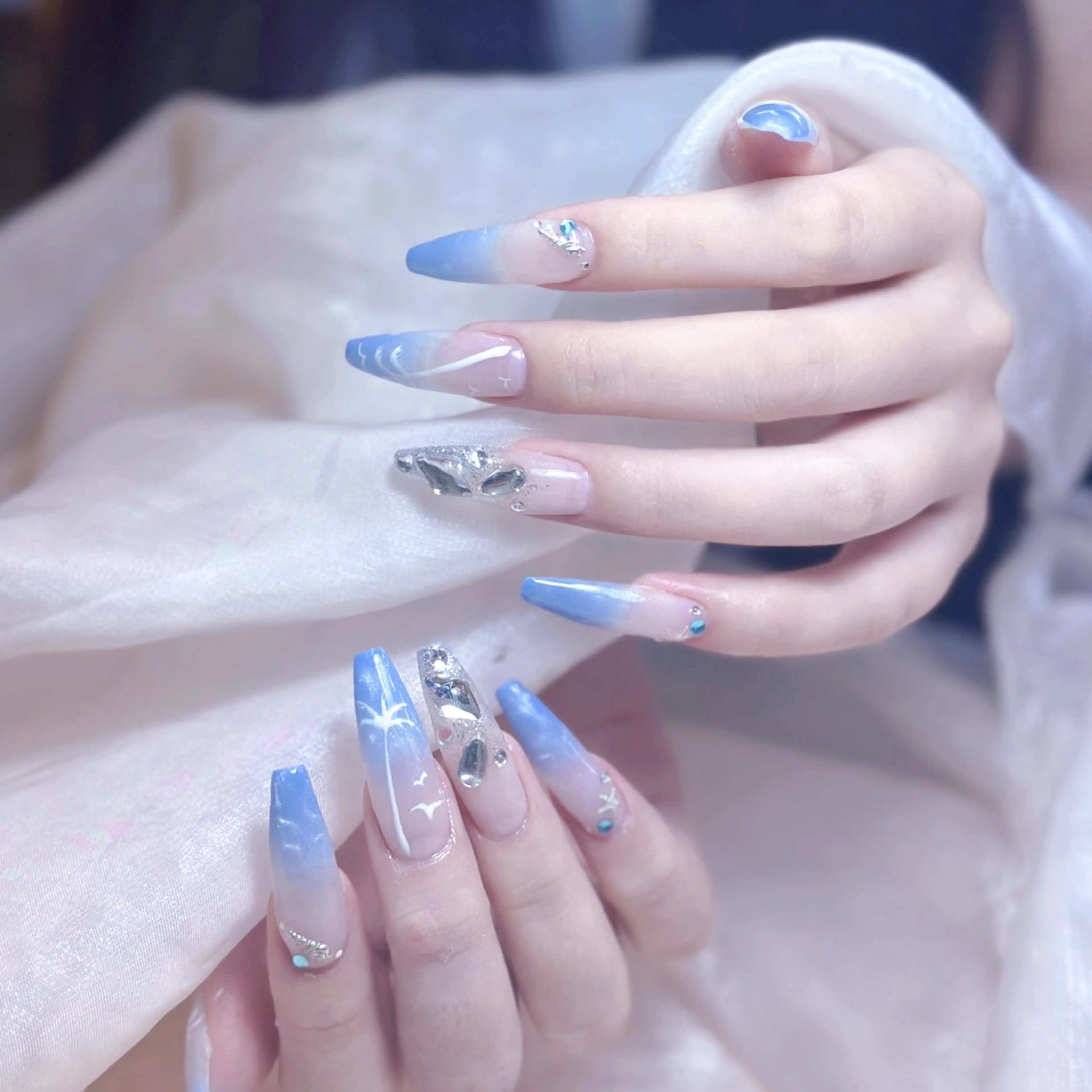ネイル チークネイル クリアネイル ガーリー キラキラネイル 韓国ネイル ハンドネイル NailPrincess所属・princess スカルプ専門店のネイルデザイン