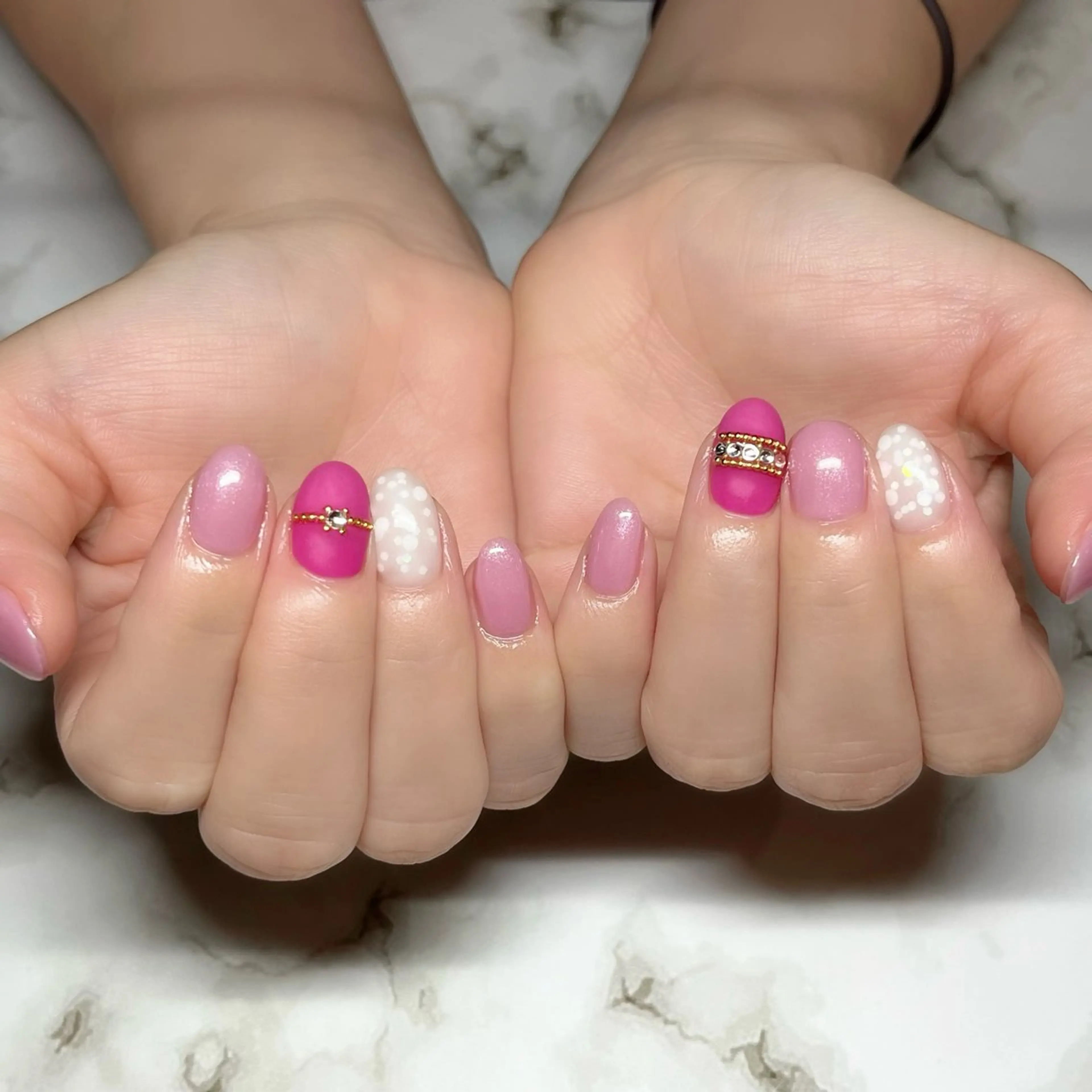 ネイル RuxuryNail ／RiAnnaのネイルデザイン