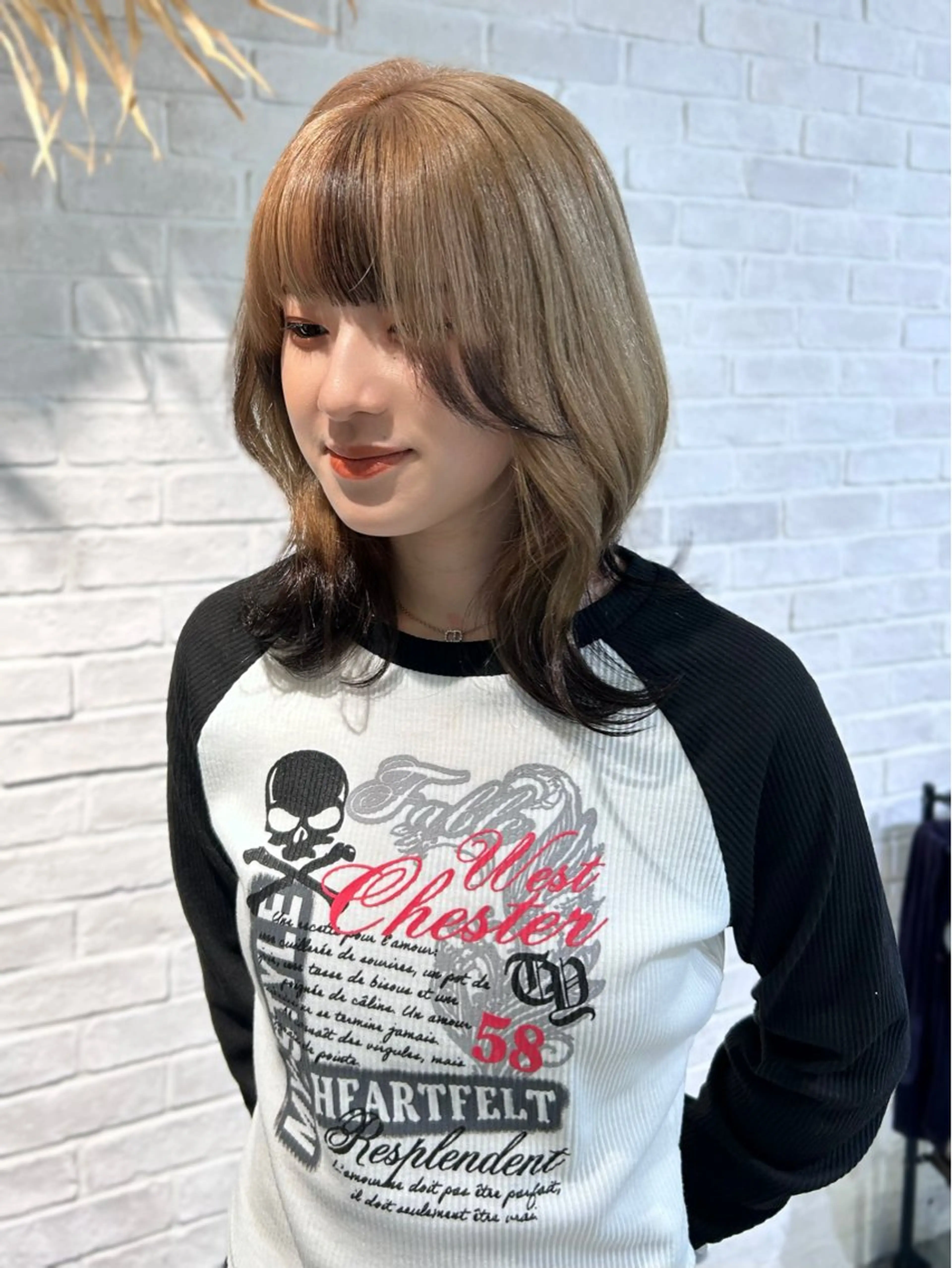 ミディアム ヘアカラー col oodori所属・宮川 あかりのヘアスタイル