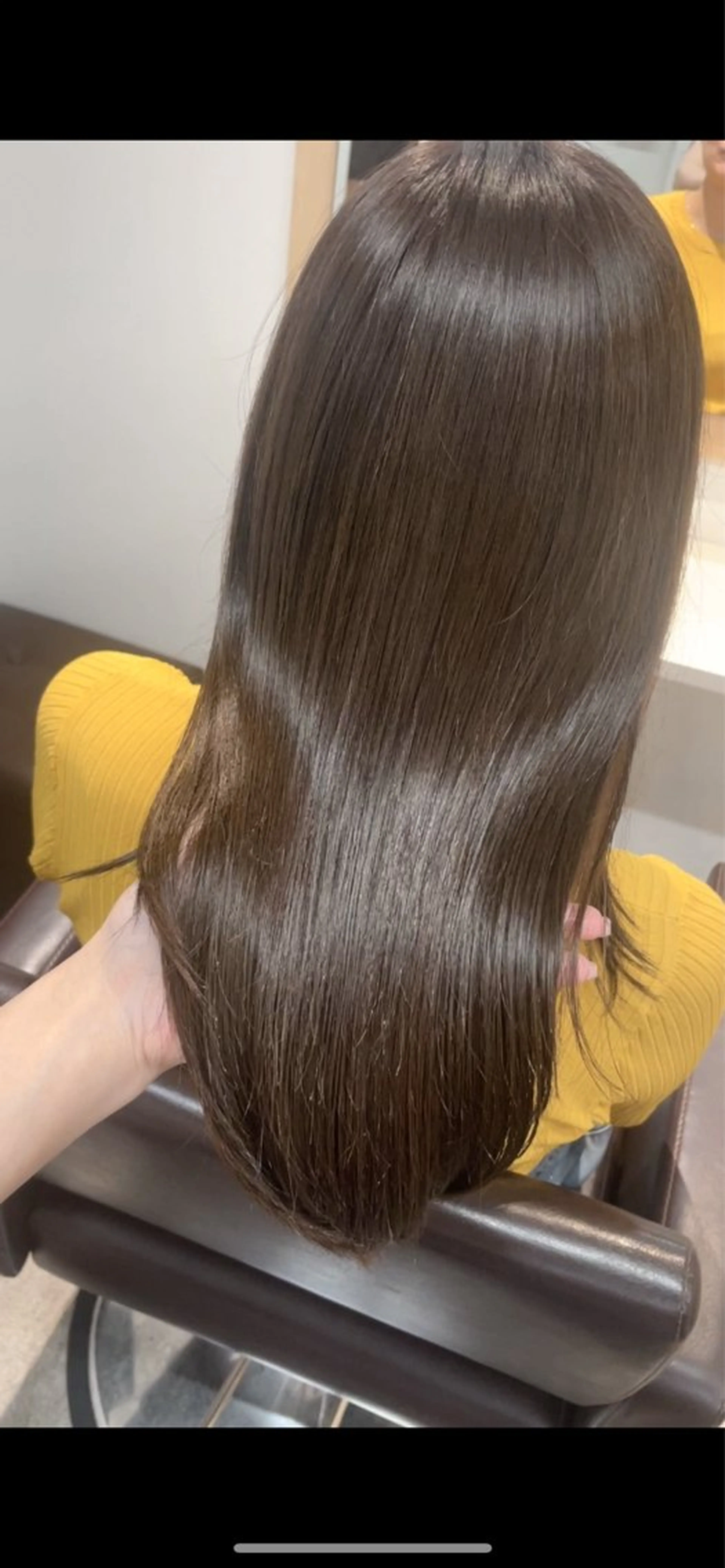 ミディアム カラー ベージュカラー ブリーチ ブリーチなしカラー レイヤーカット カット ヘアカラー トリートメント BEBE所属・ご新規様限定 透明感カラーKANAのヘアスタイル