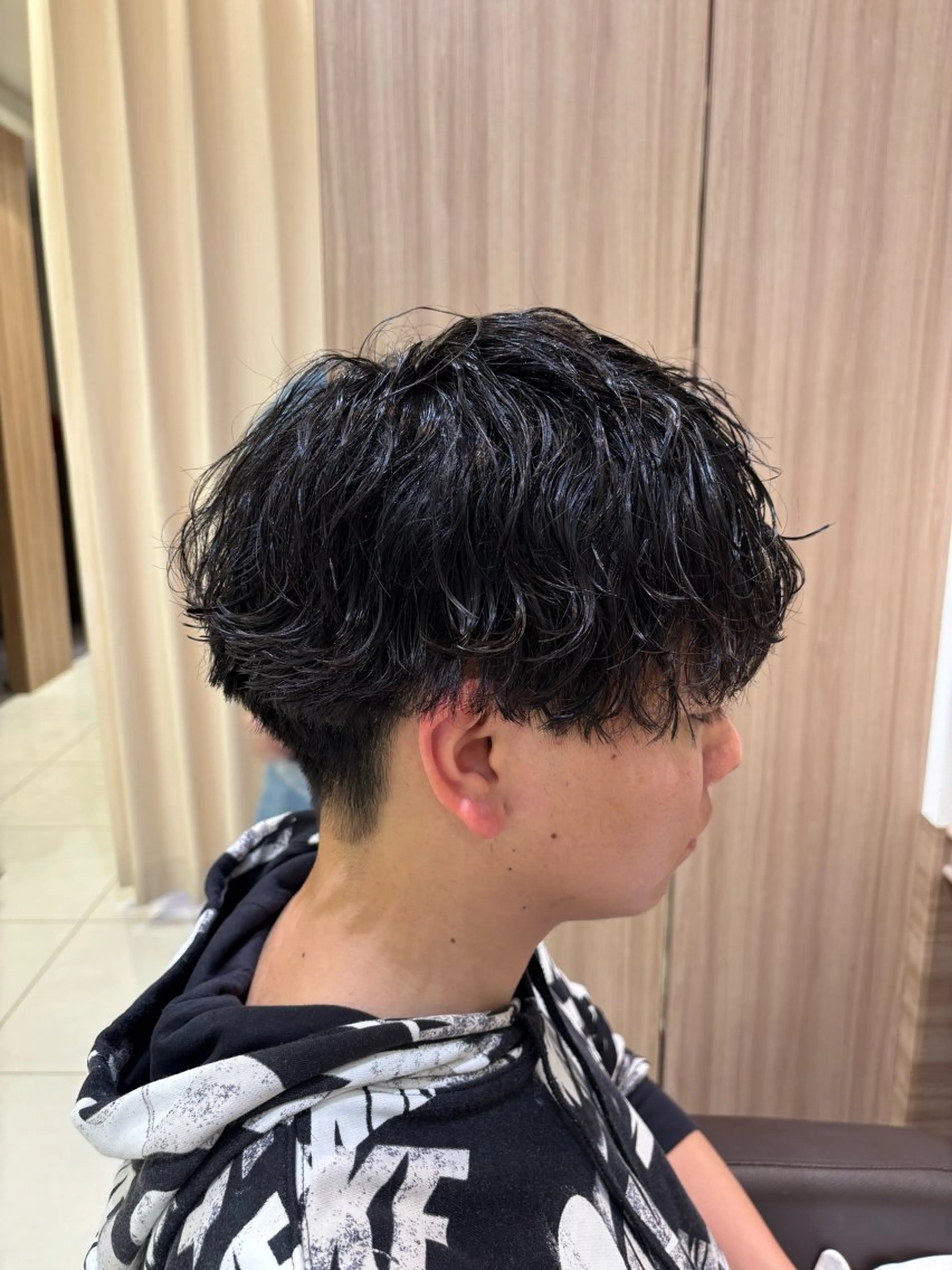 パーマ メンズ 波巻きスパイラル・ カルマ/aoiのヘアスタイル