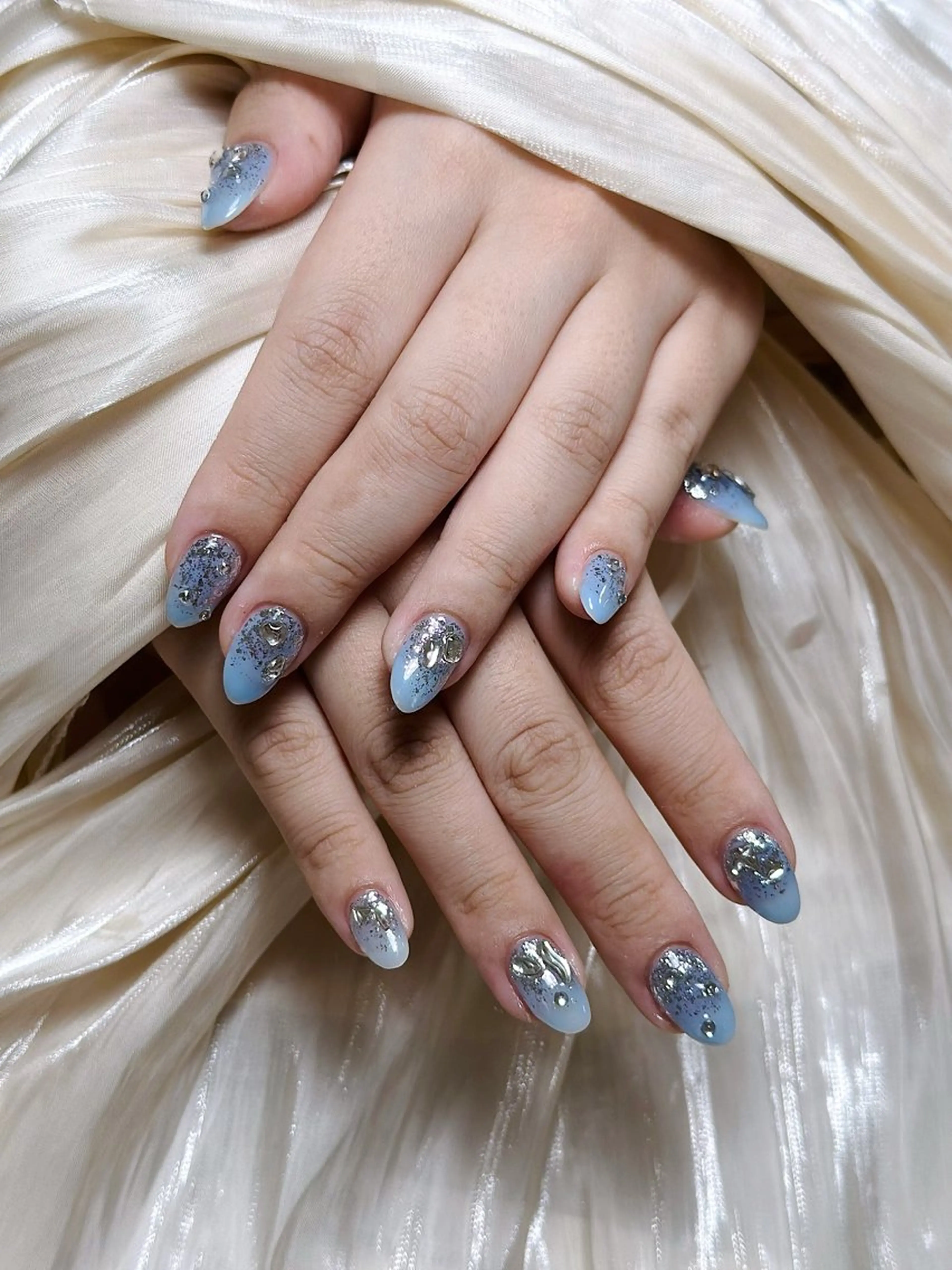 ネイル ハンドネイル Maggie nailクロのネイルデザイン