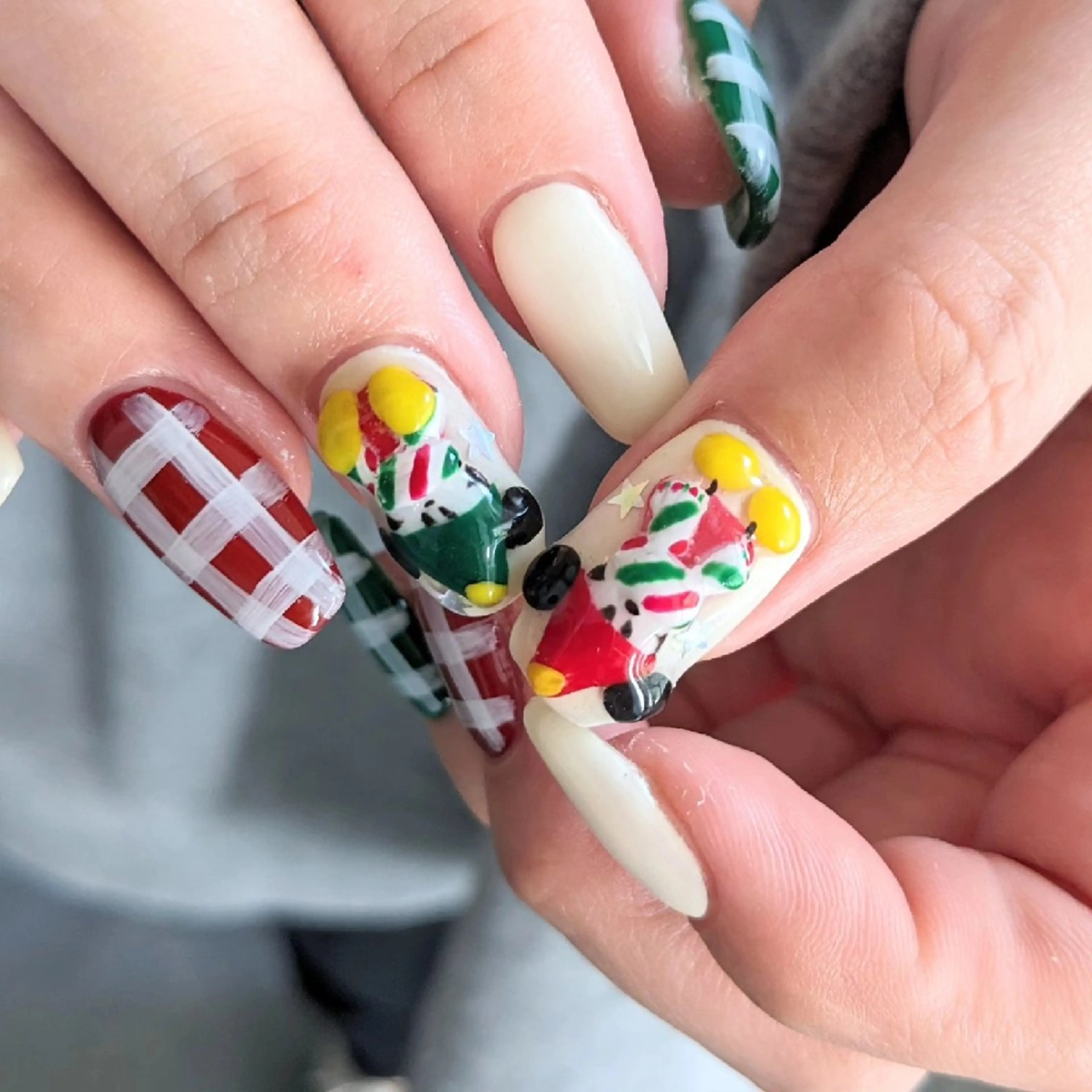 ネイル newrandas hitomiのネイルデザイン