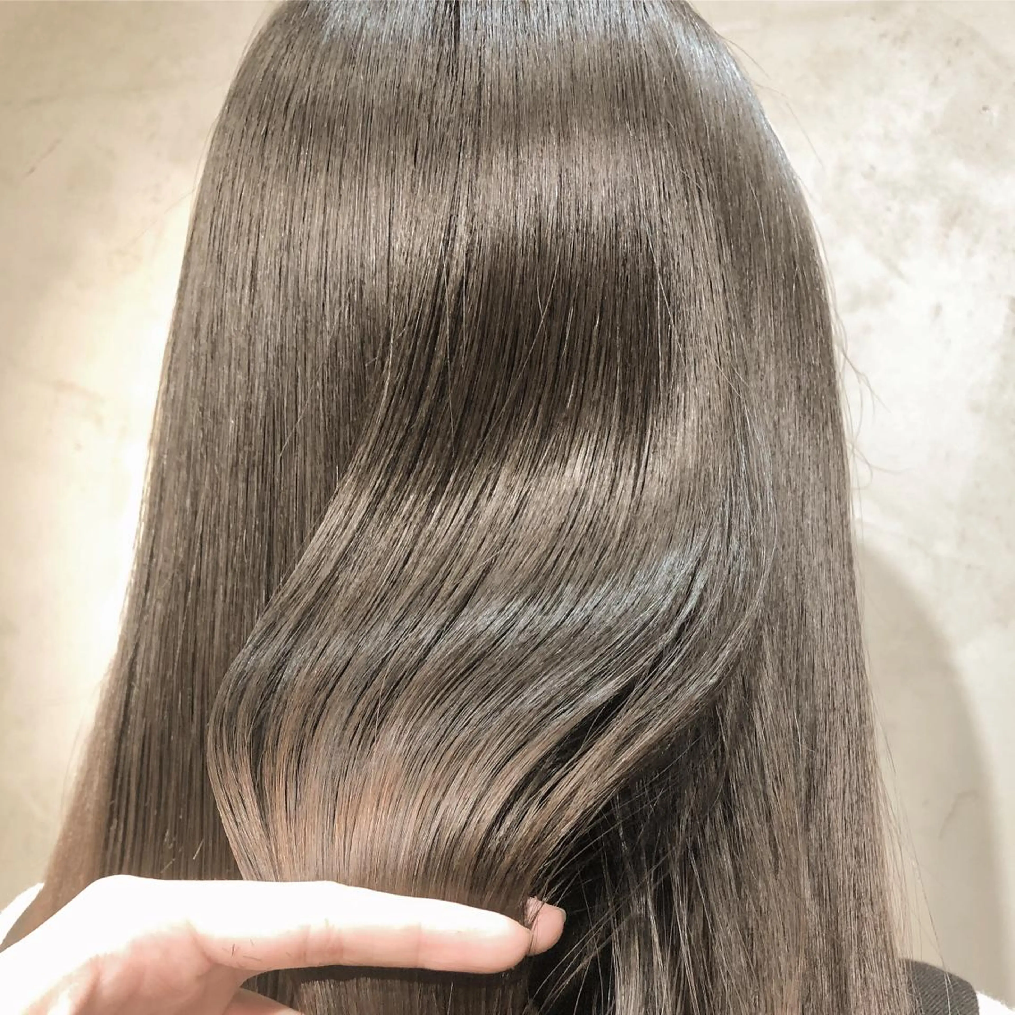 セミロング sano sayakaのヘアスタイル
