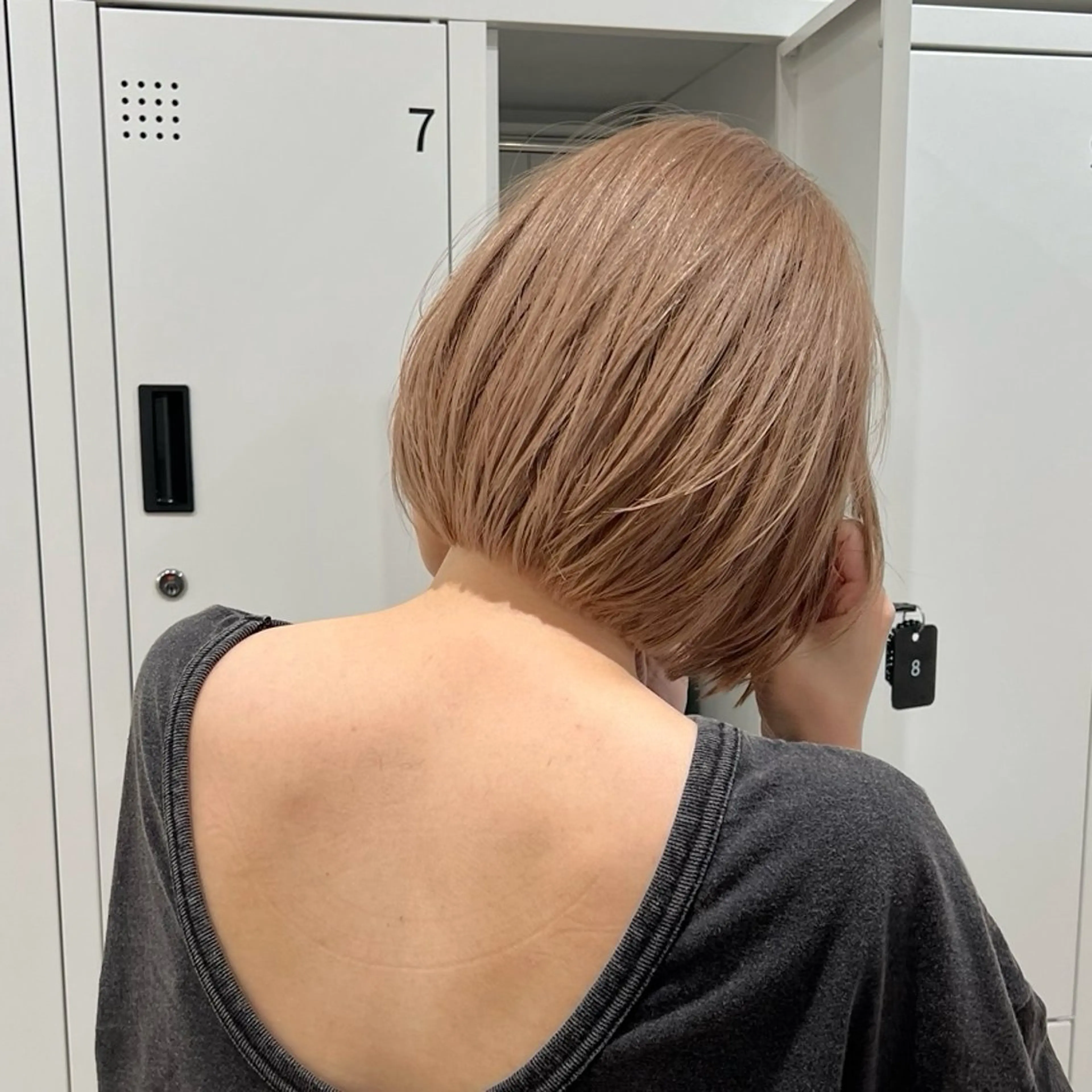 ショート カラー ボブ knowhow京都所属・三宅 昌太のヘアスタイル