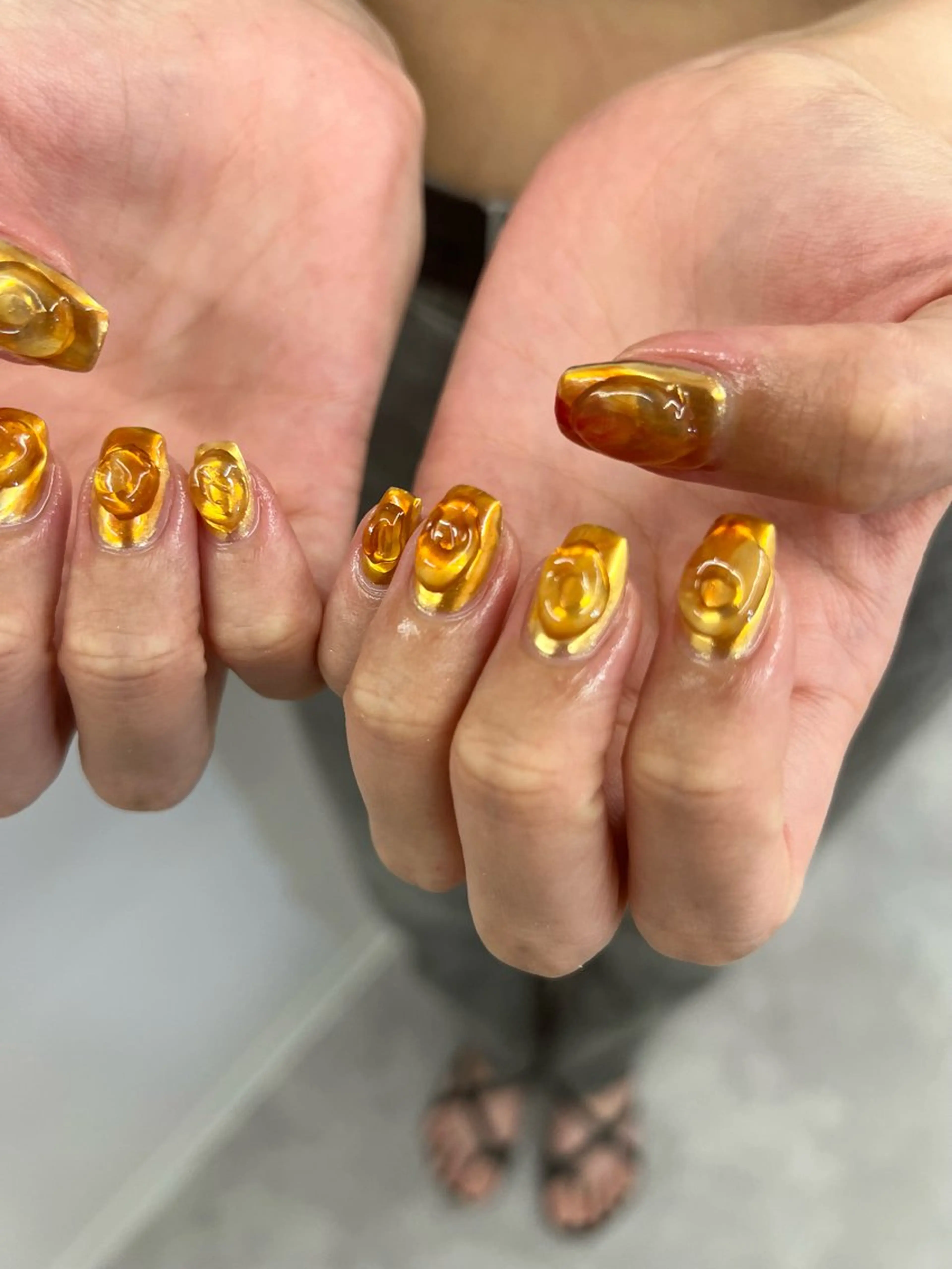 ネイル ジェルネイル ゴールド マグネットネイル ミラーネイル ニュアンスネイル ハンドネイル ハンドケア Bana_ Nailのネイルデザイン