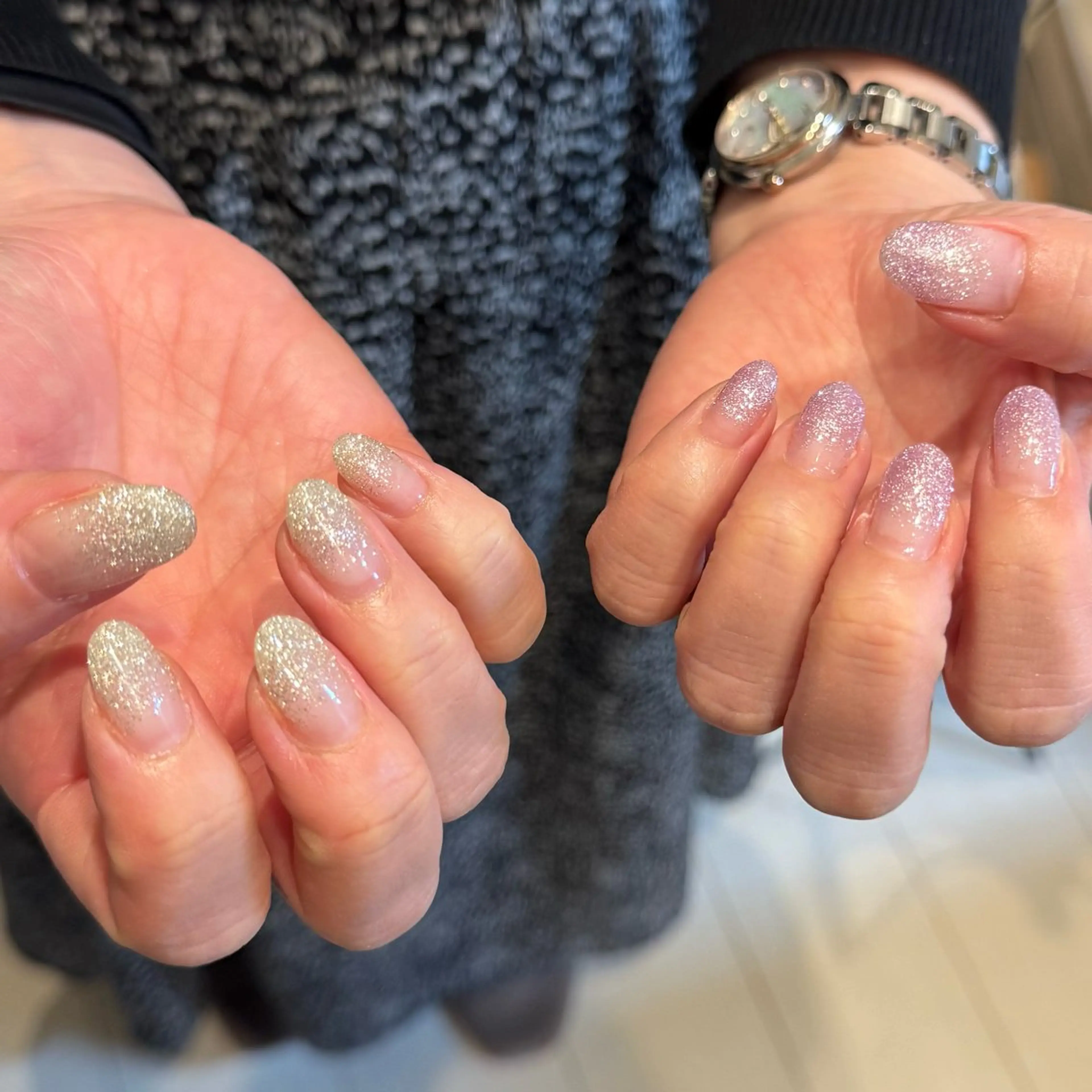 ⚠️フォトモデル【オフ込み】handラメグラデーション/オフなしも可⭕️の写真
