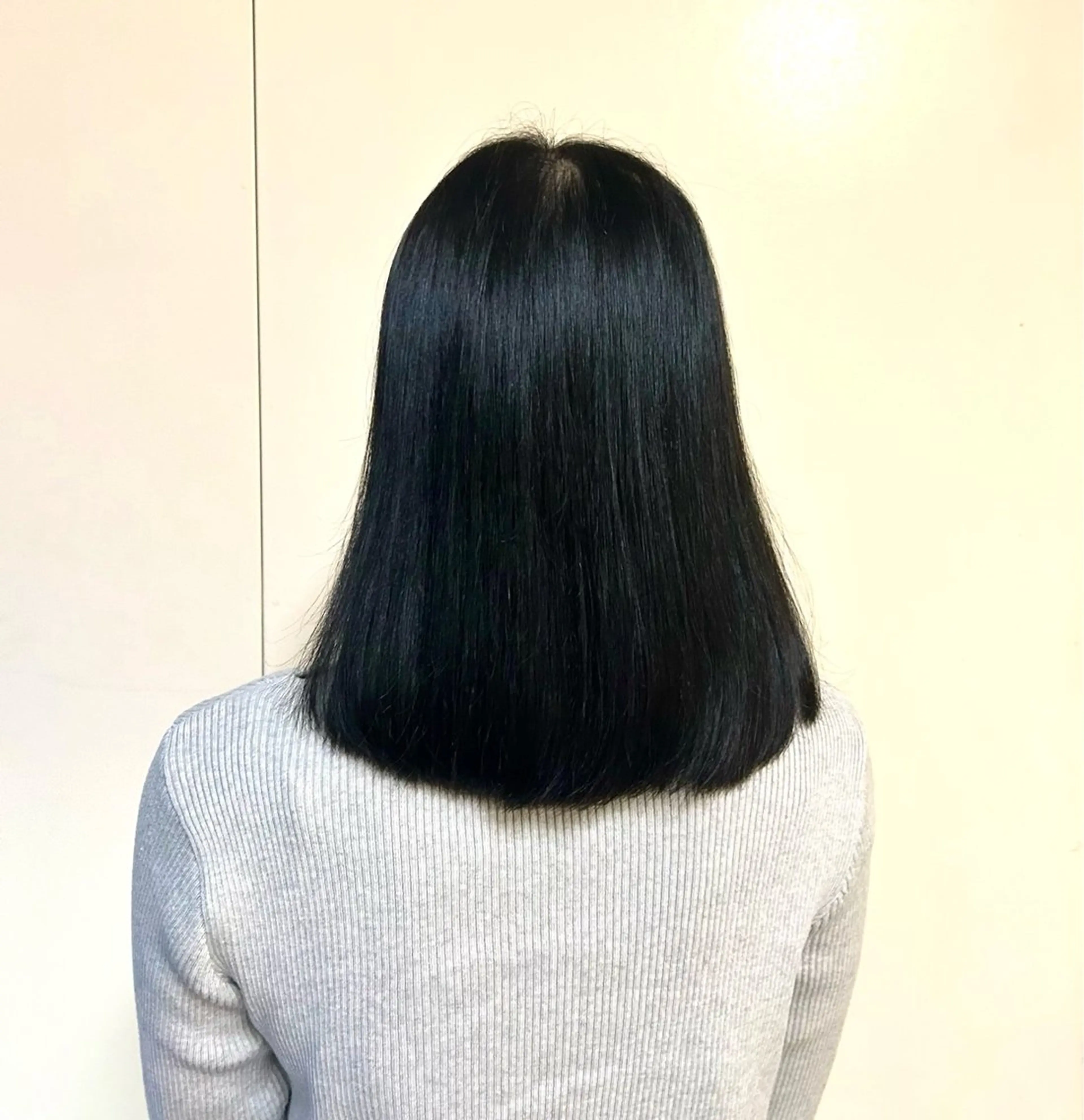 ミディアム カラー カシェリタ🌛 ハルナのヘアスタイル