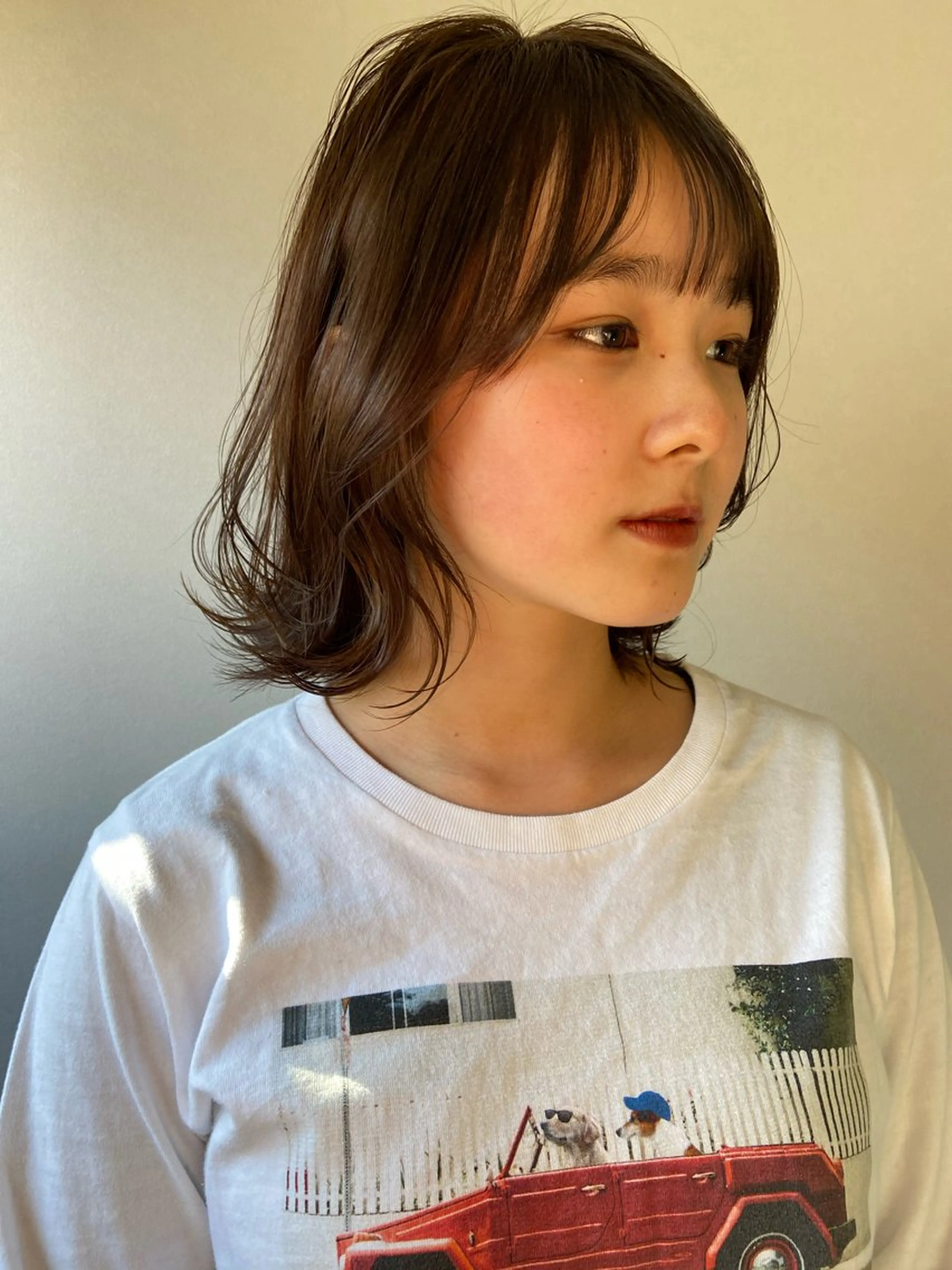ミディアム ボブ 髪質改善 韓国風ヘア レイヤーカット 縮毛矯正 suii..hair designブリーチのヘアスタイル