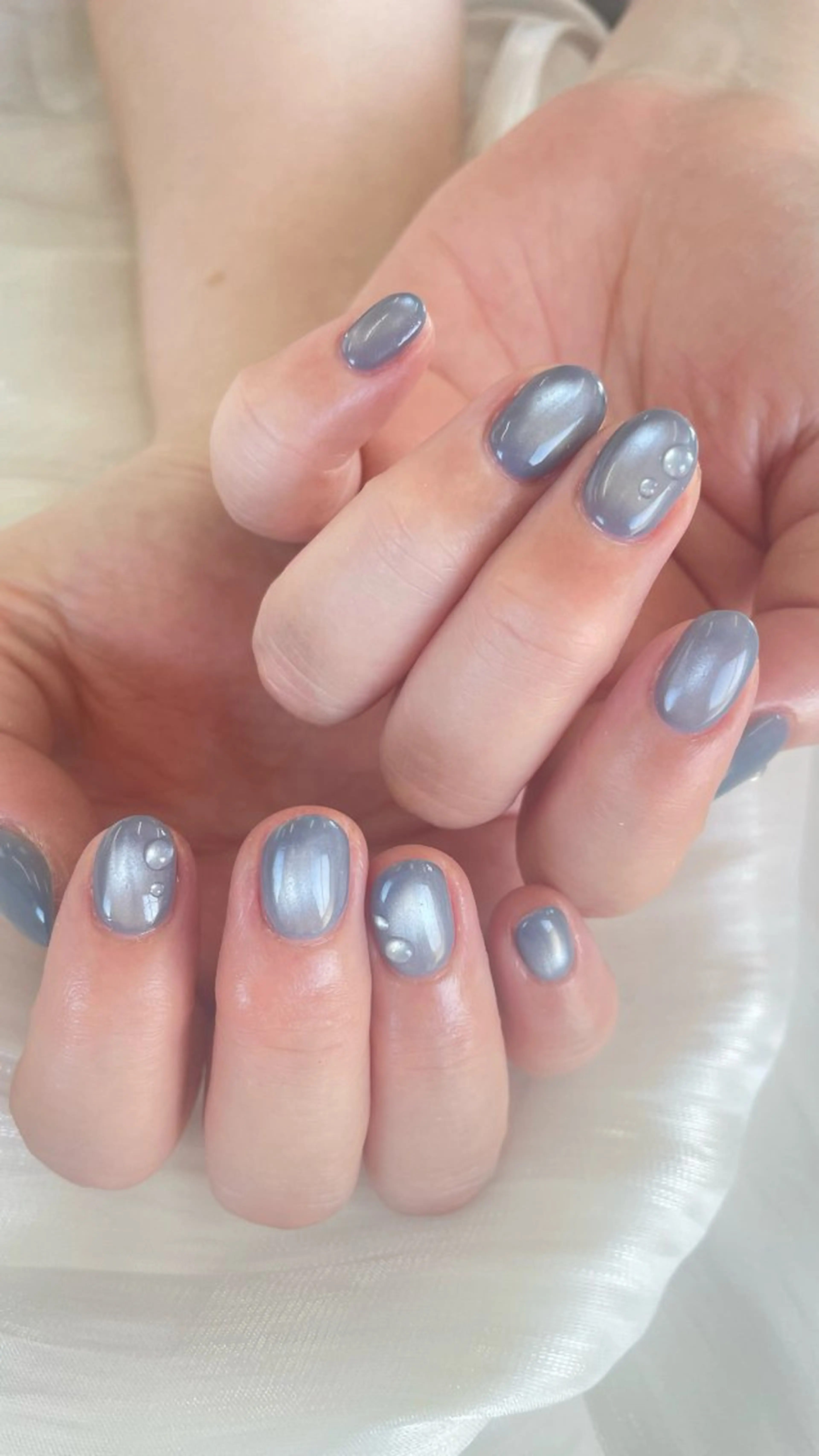 ネイル 氷ネイル・うるうるネイル マグネットネイル シンプルネイル nailsalon ito.のネイルデザイン