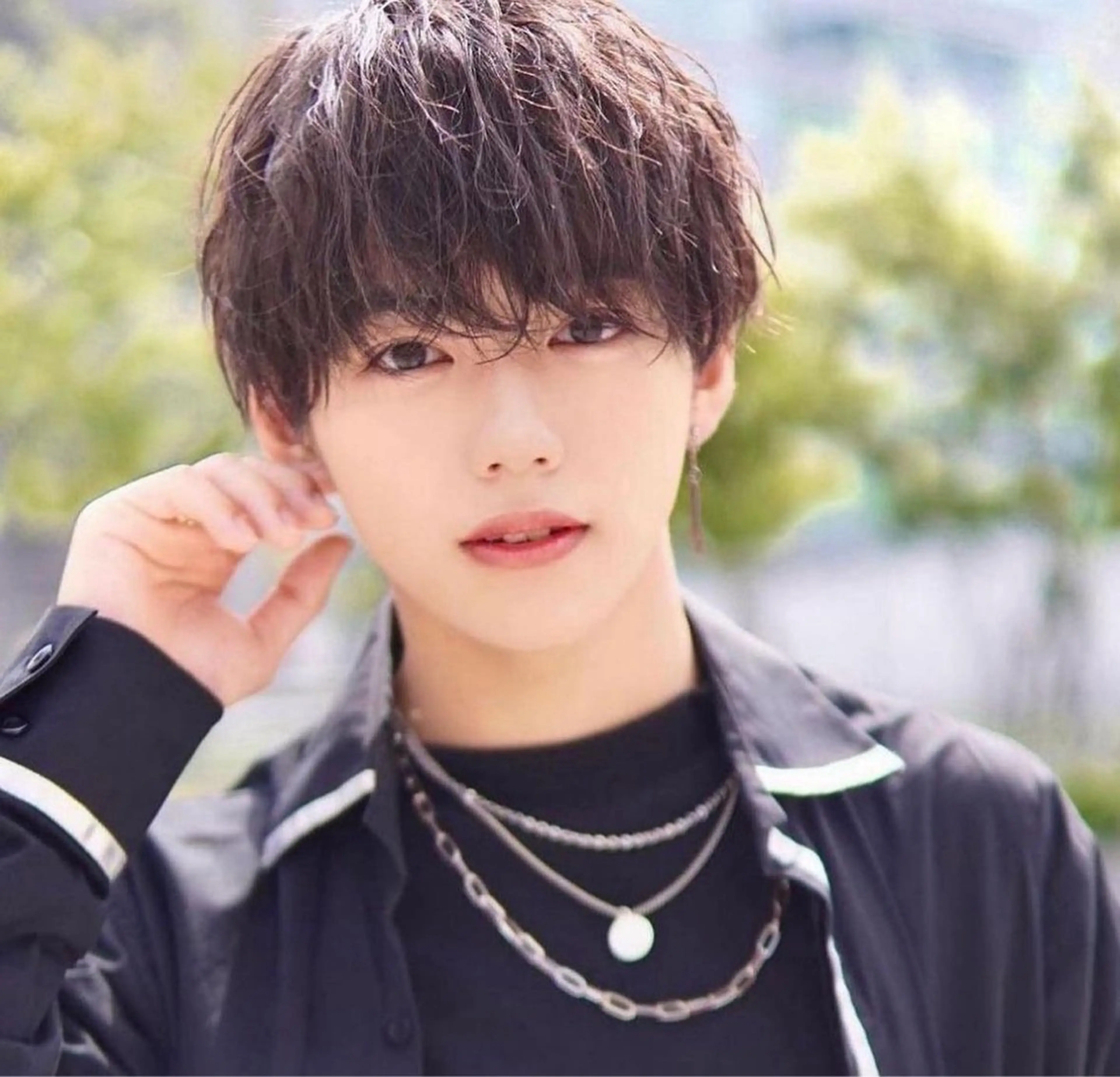 ミディアム ニュアンス王子 🥀𓈒のヘアスタイル