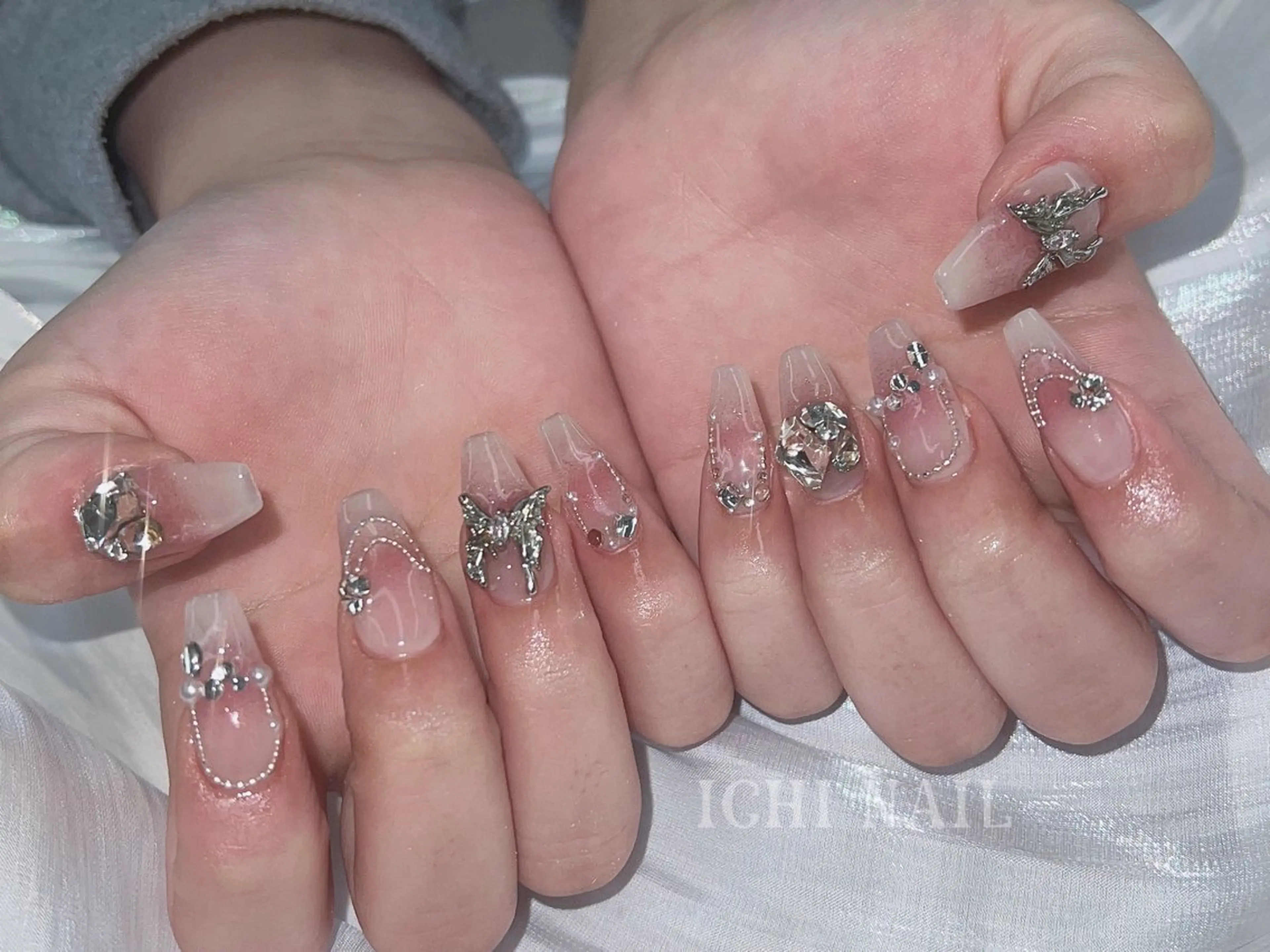 ネイル ハンドネイル 🧚🏻‍♀️ NOHA🎀のネイルデザイン
