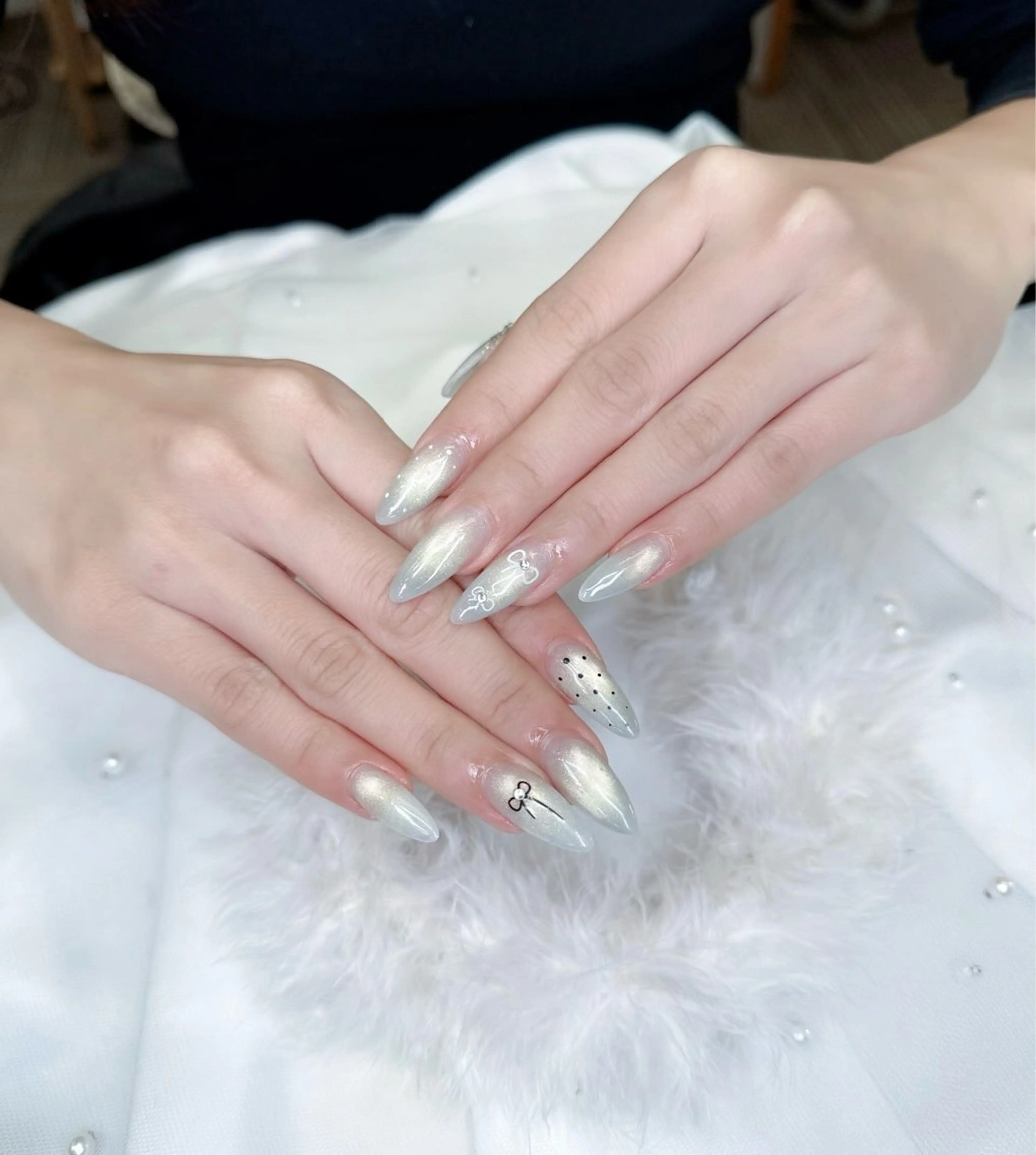 セミロング ハンドネイル Bibi beauty spa Osaka所属・Bibi nail Osakaのネイルデザイン