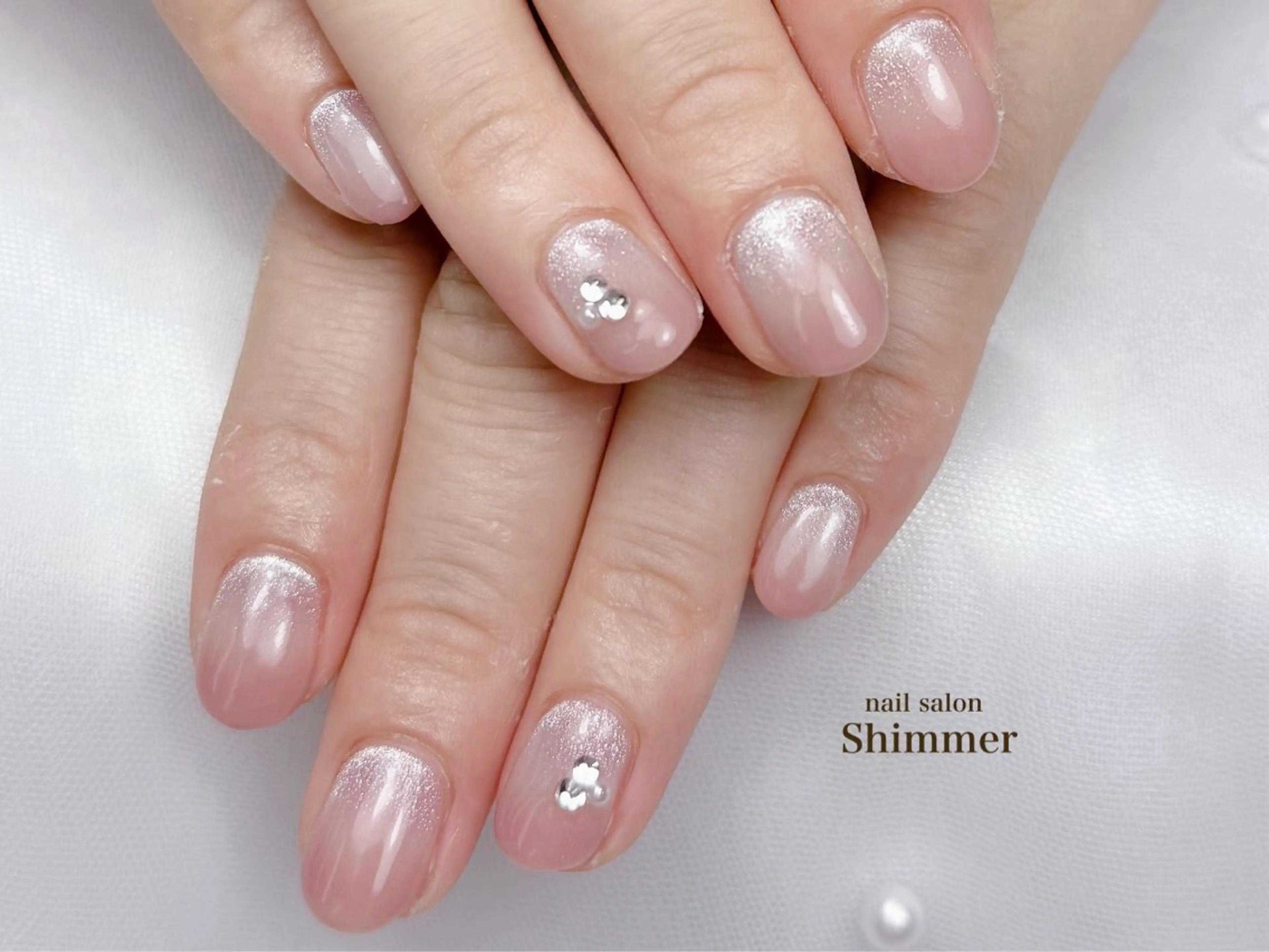 ネイル ハンドネイル Shimmer Risaのネイルデザイン