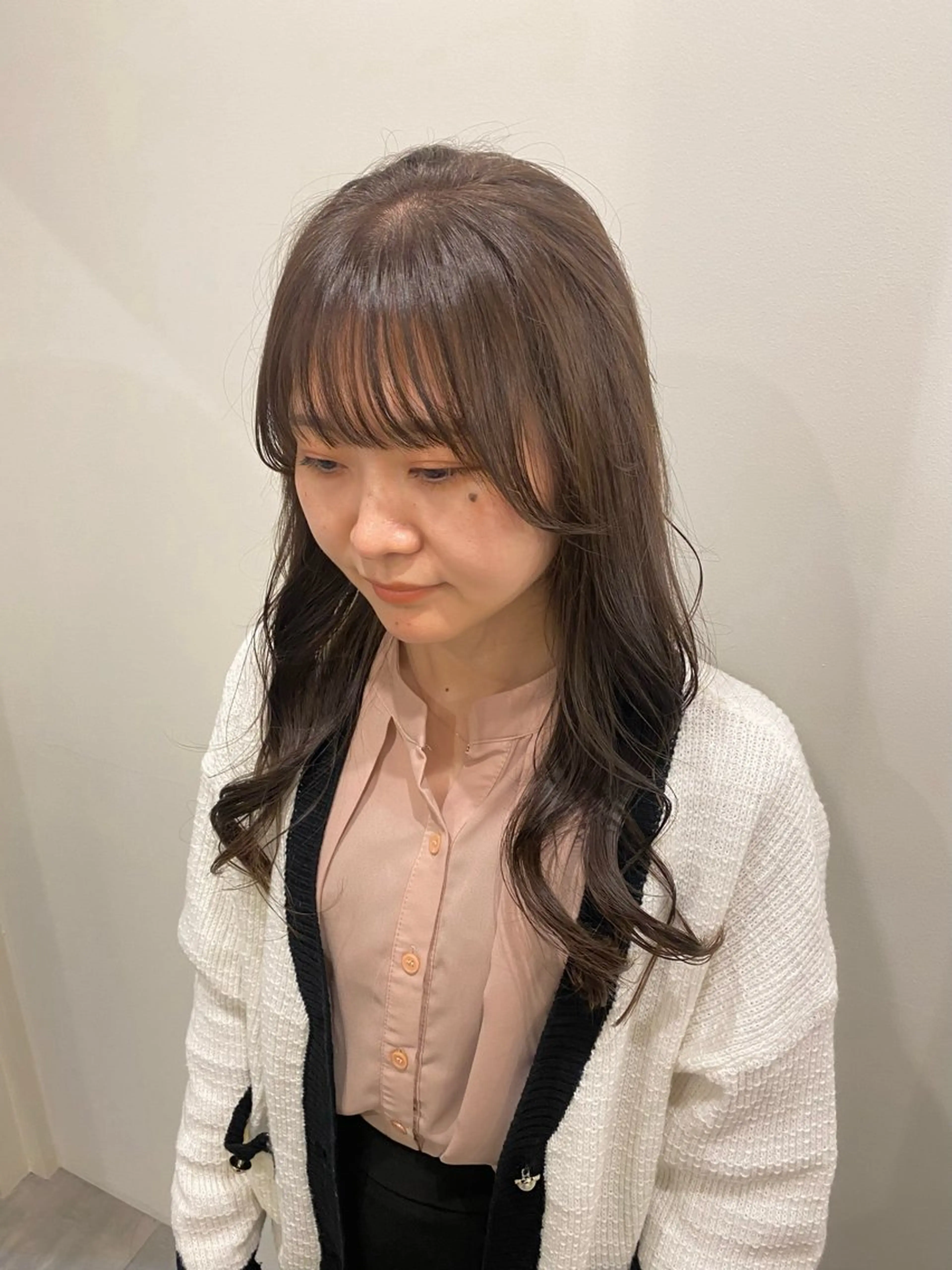 ミディアム カラー カット ヘアカラー トリートメント 🍑 モモカ🍑のヘアスタイル