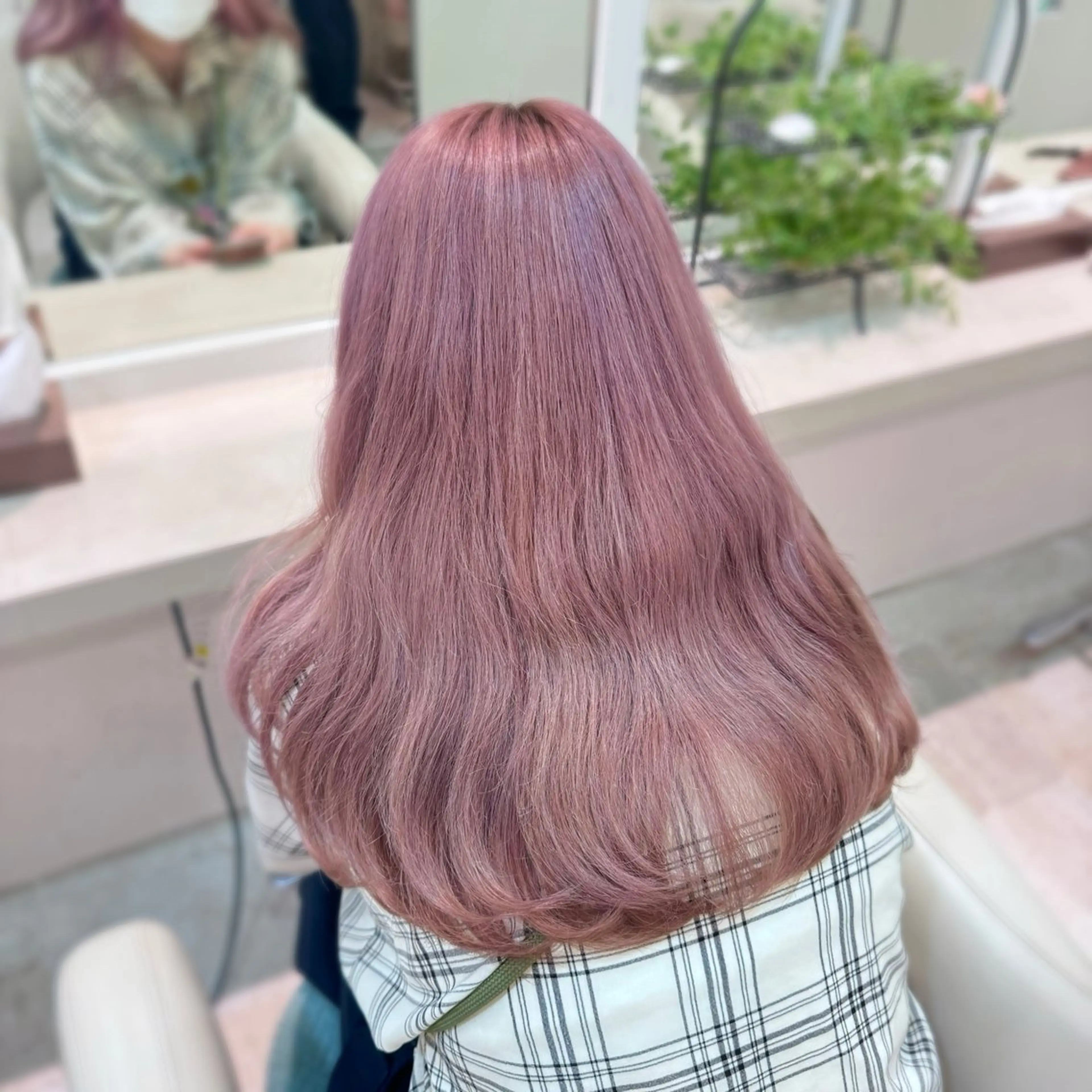 ロング ヘアカラー トリートメント ハイトーン/ピンク 🎀山岸 沙弥香のヘアスタイル