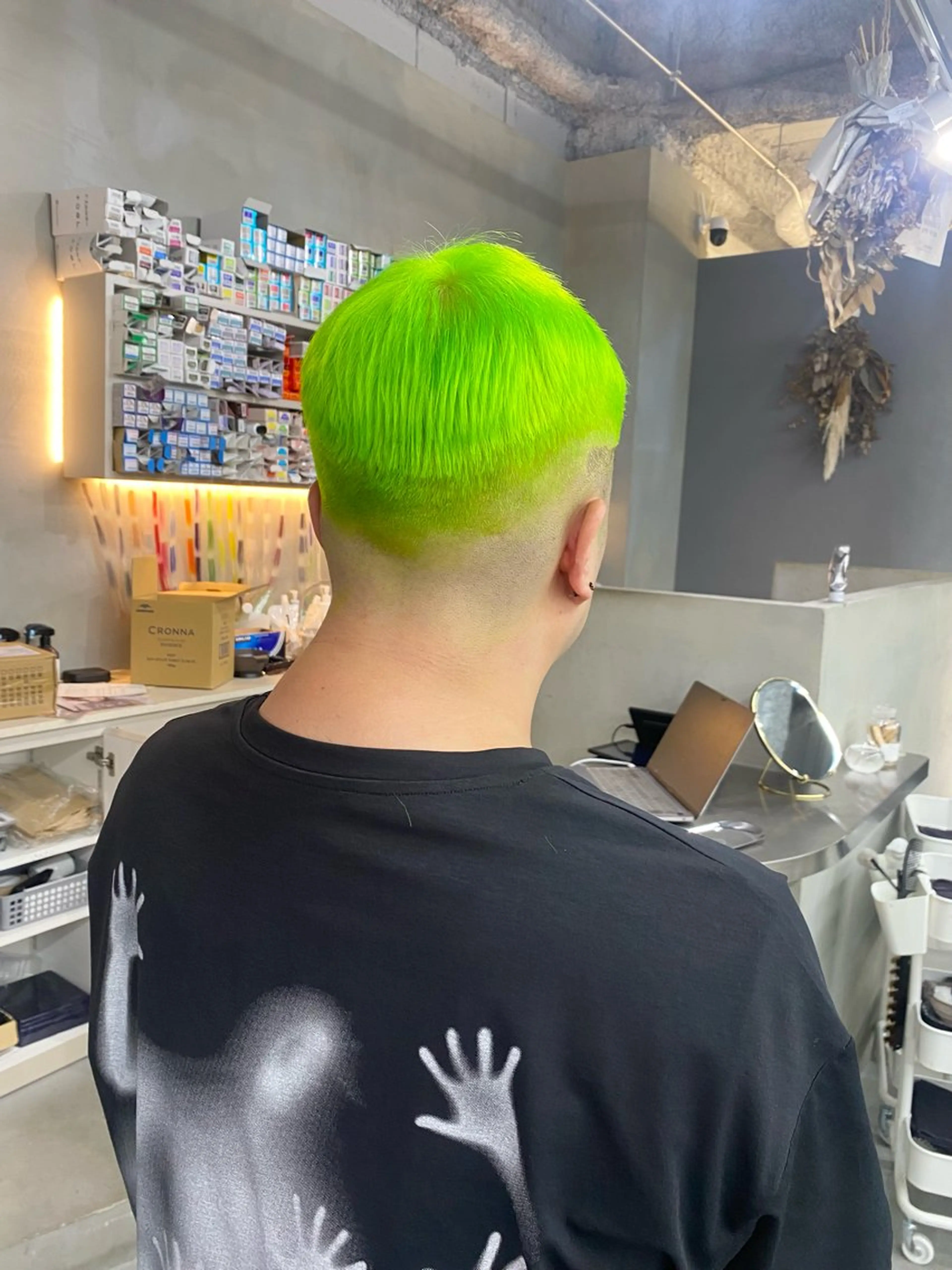ショート カラー メンズ ヘアカラー qulim所属・前橋 姫奈のヘアスタイル