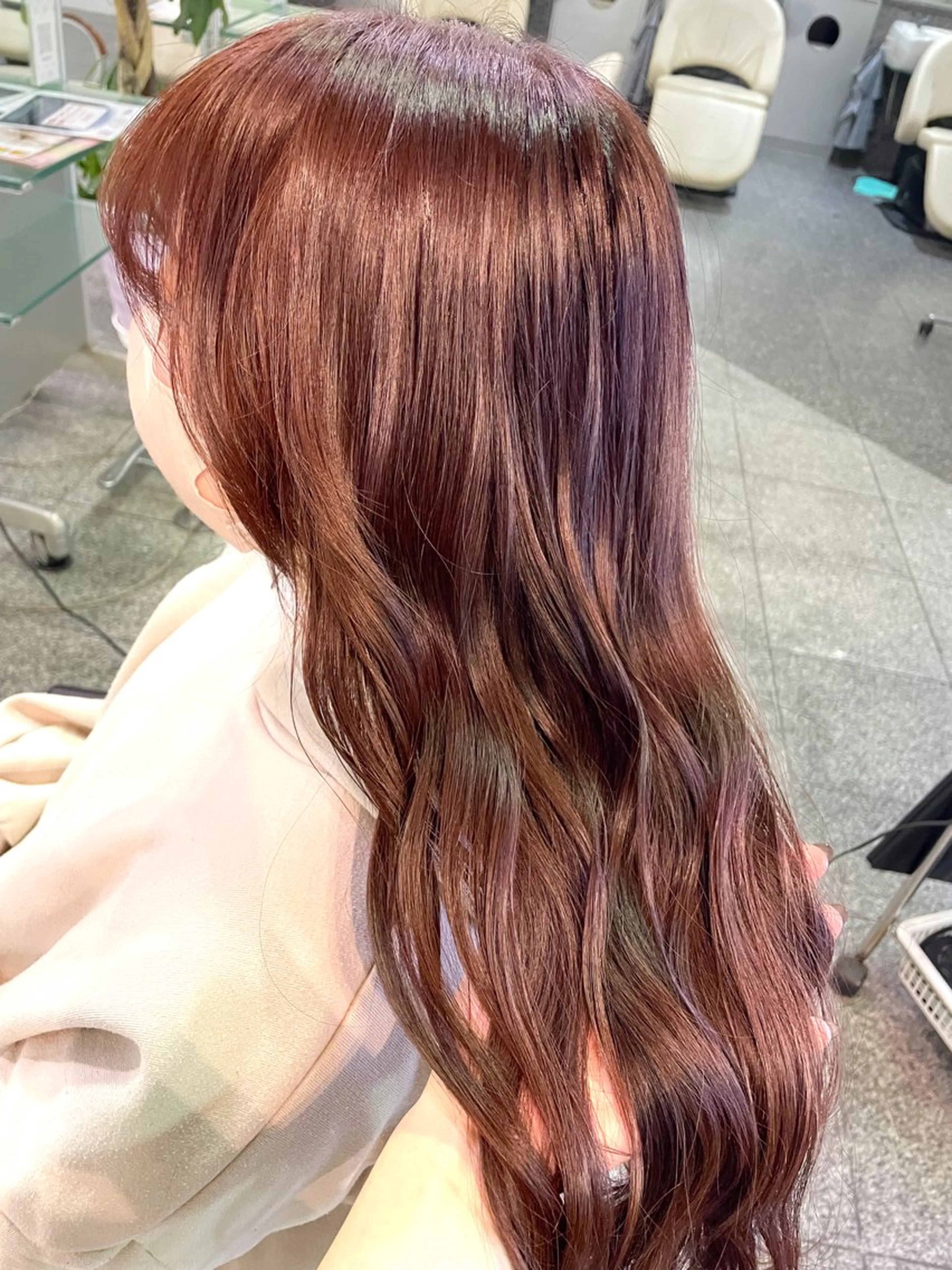 カラー ラベンダーカラー ピンクカラー ハイトーン、ブリーチ 🤍足立里湖のヘアスタイル