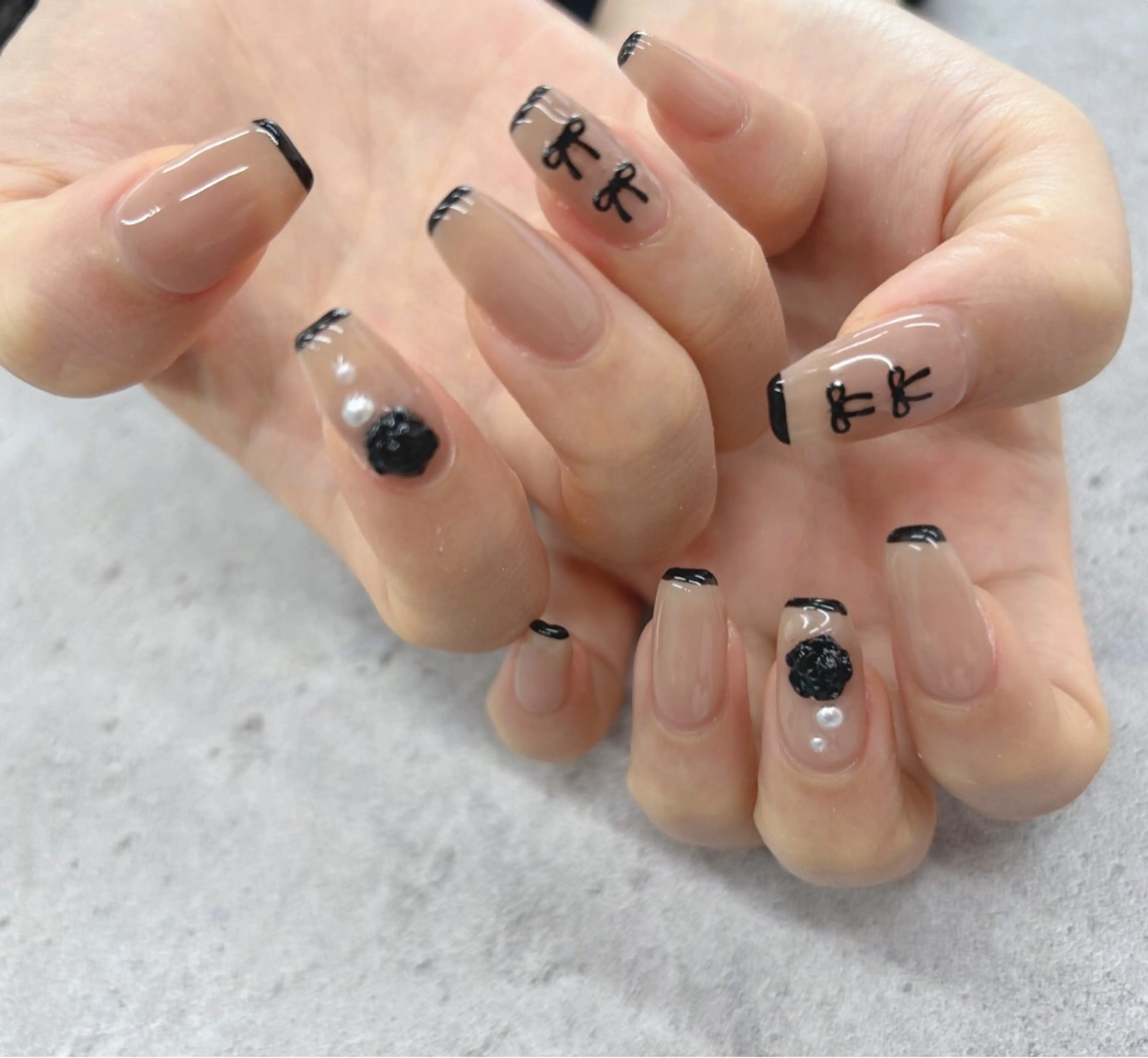 ネイル フレンチネイル ハンドネイル Nail Salon agré所属・agré ネイルサロン　アグレのネイルデザイン