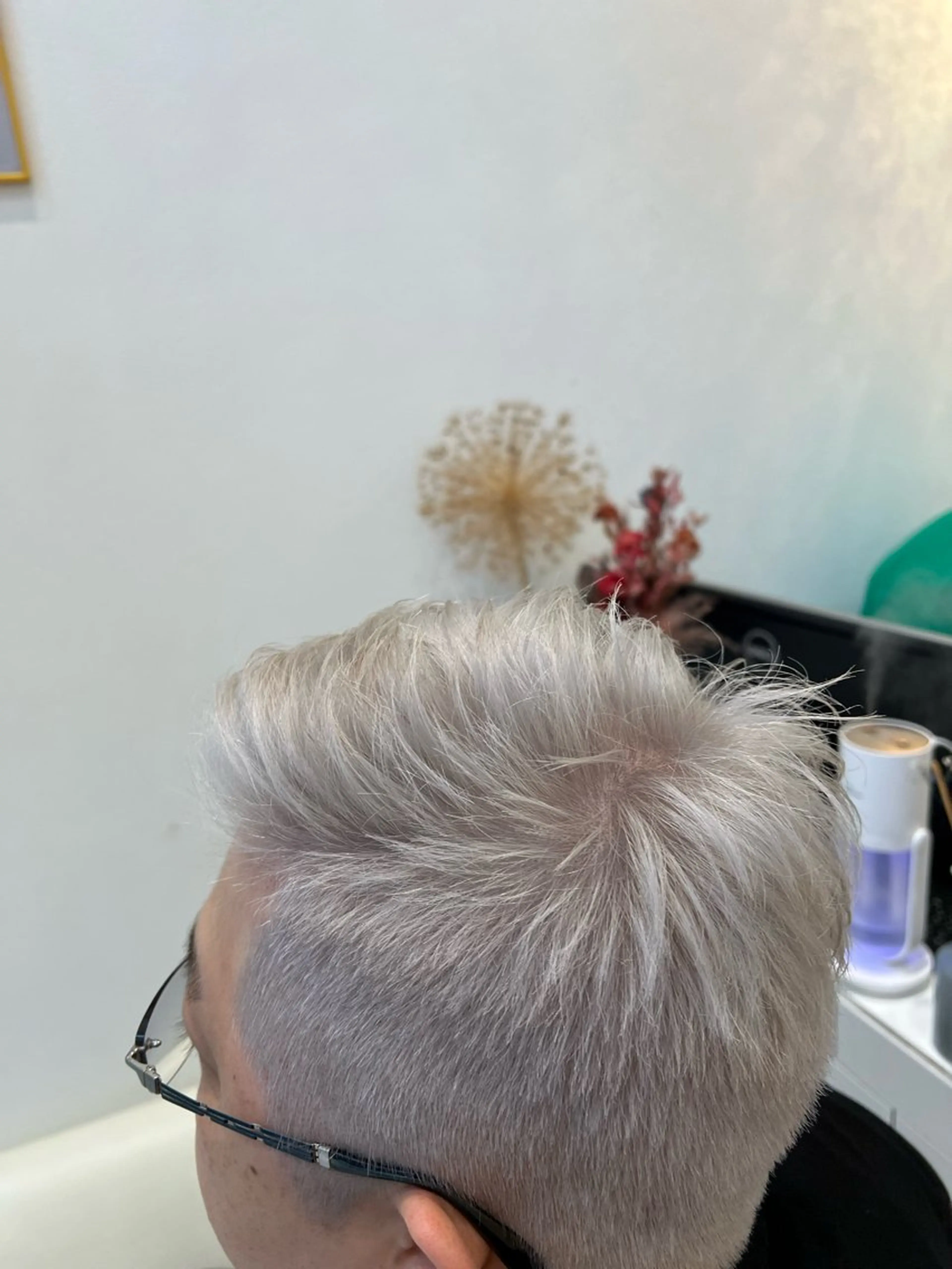 ショート カラー パーマ ヘアアレンジ メンズ ヘアカラー 堀井 凌平のヘアスタイル