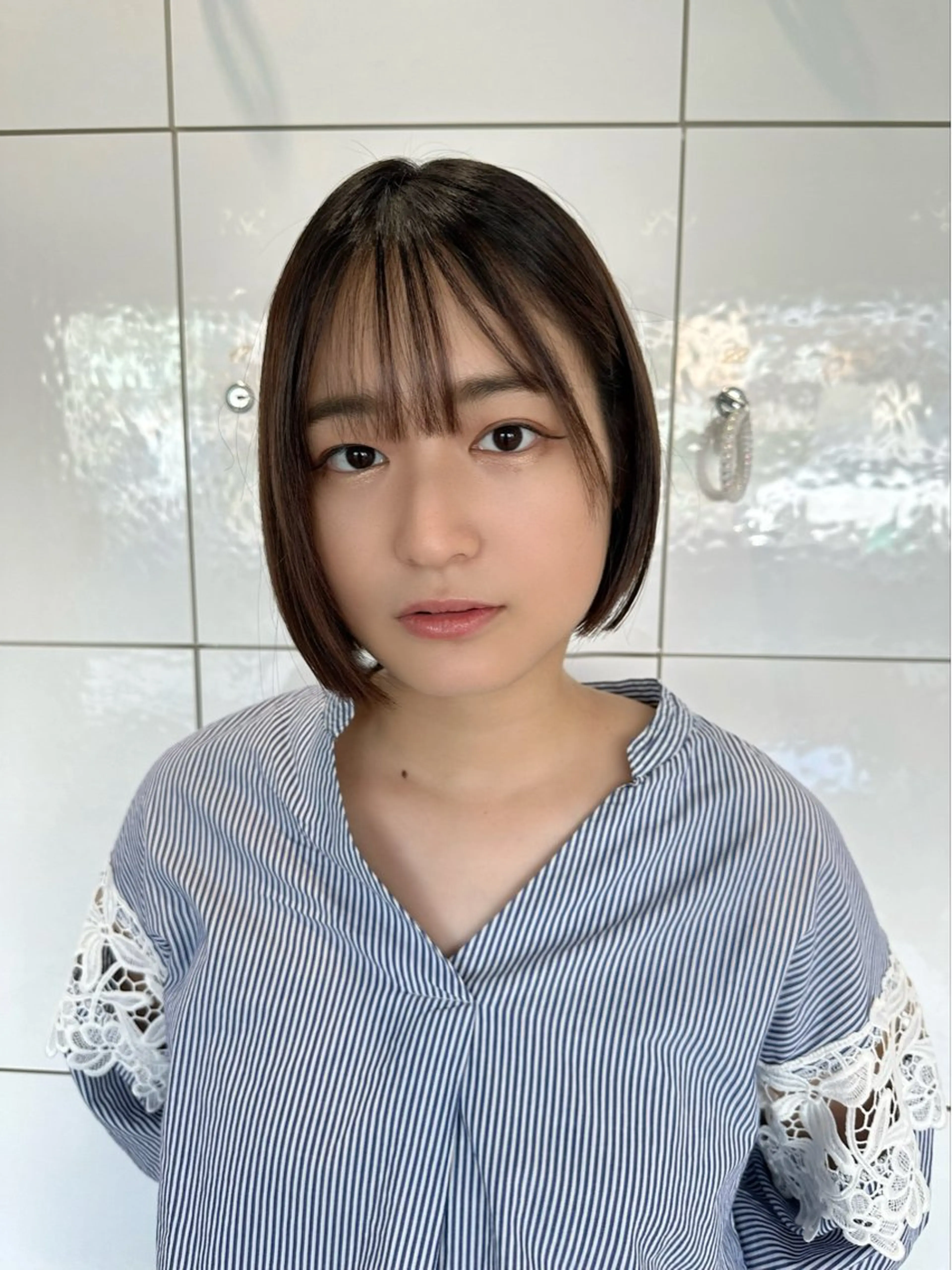ショート カット ヘアカラー 中嶋 夏美のヘアスタイル