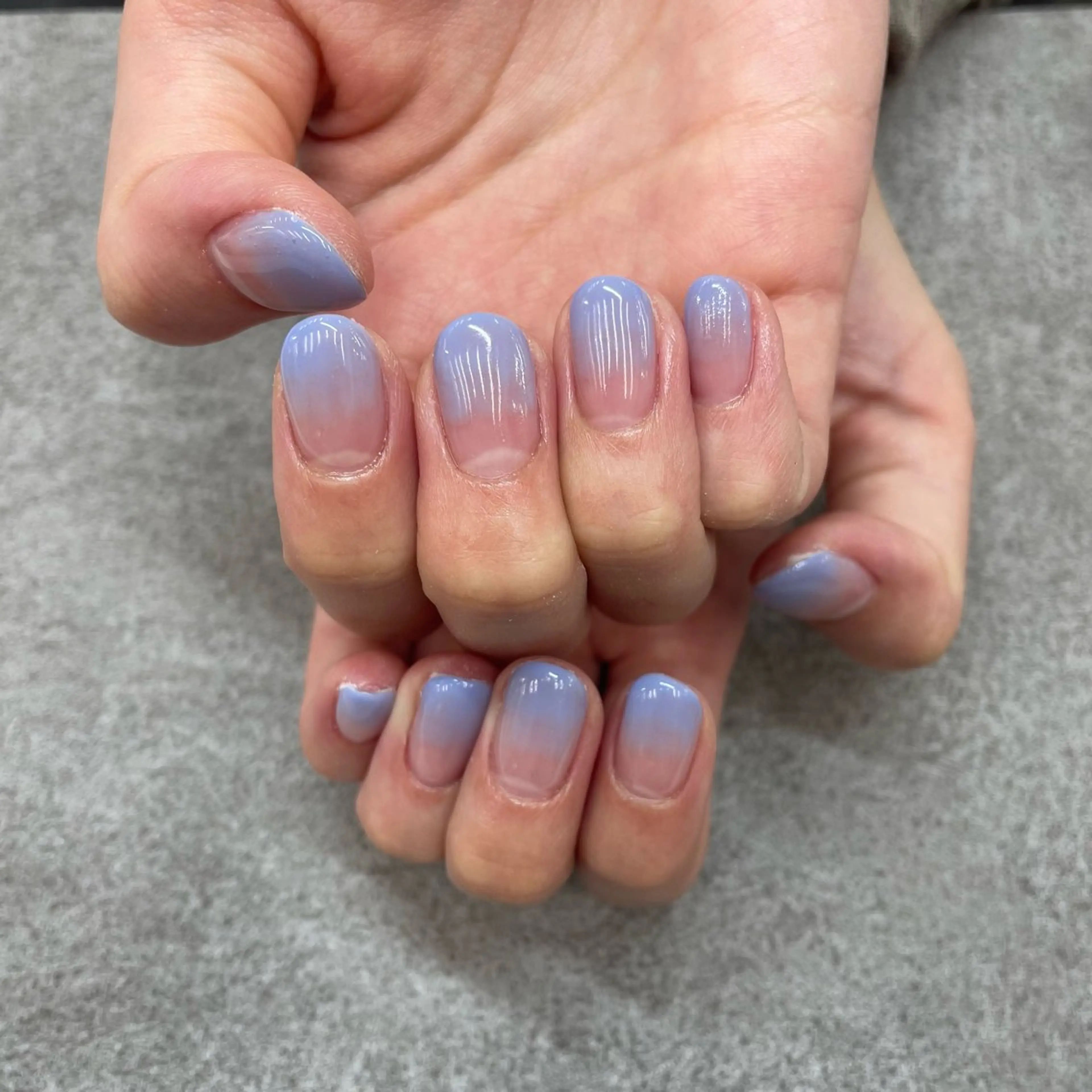 ネイル グラデーション MAXKELLY ANNAのネイルデザイン