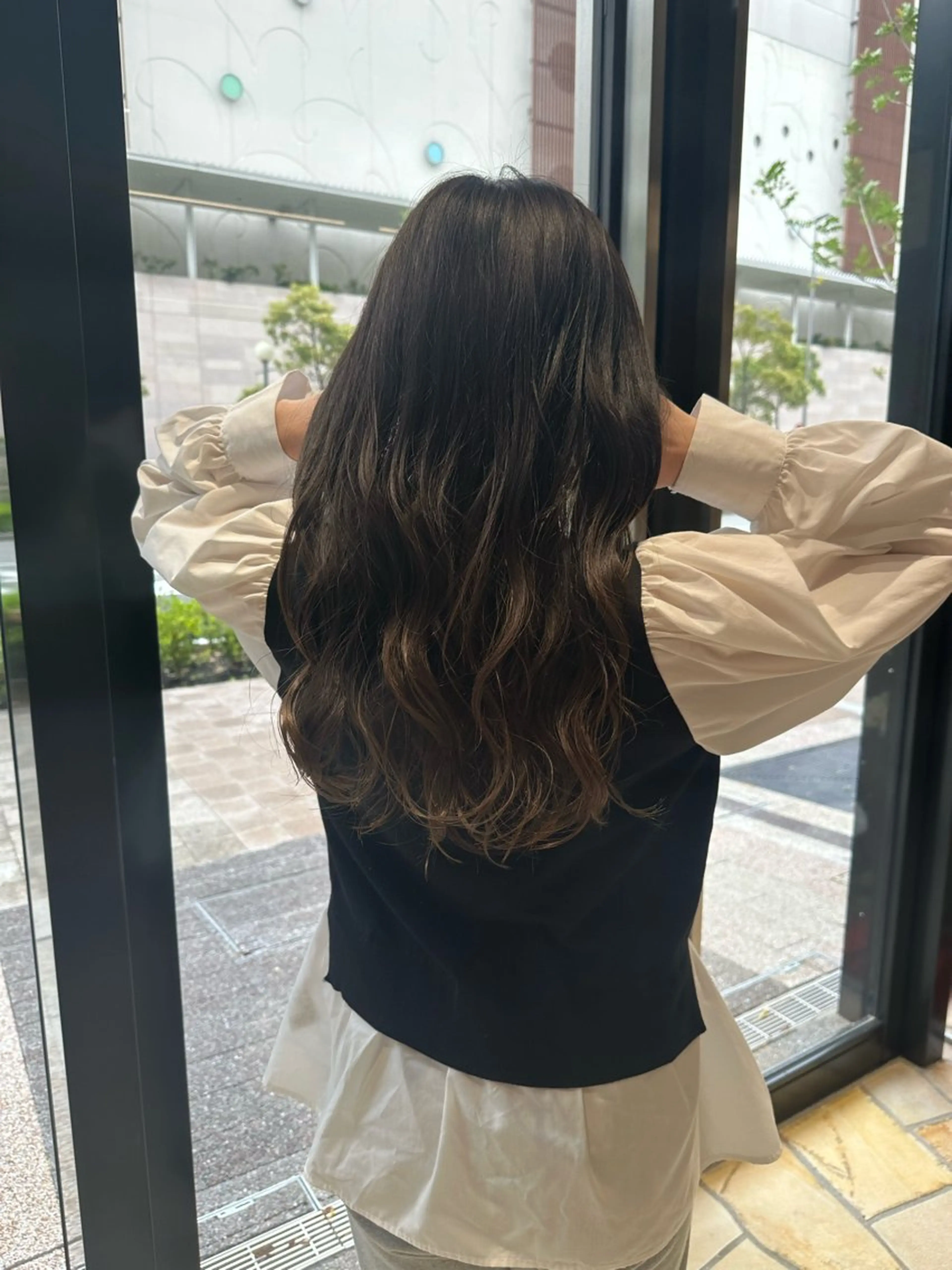 ロング GIEN 西宮ガーデンズプラス所属・中尾 碧斗のヘアスタイル