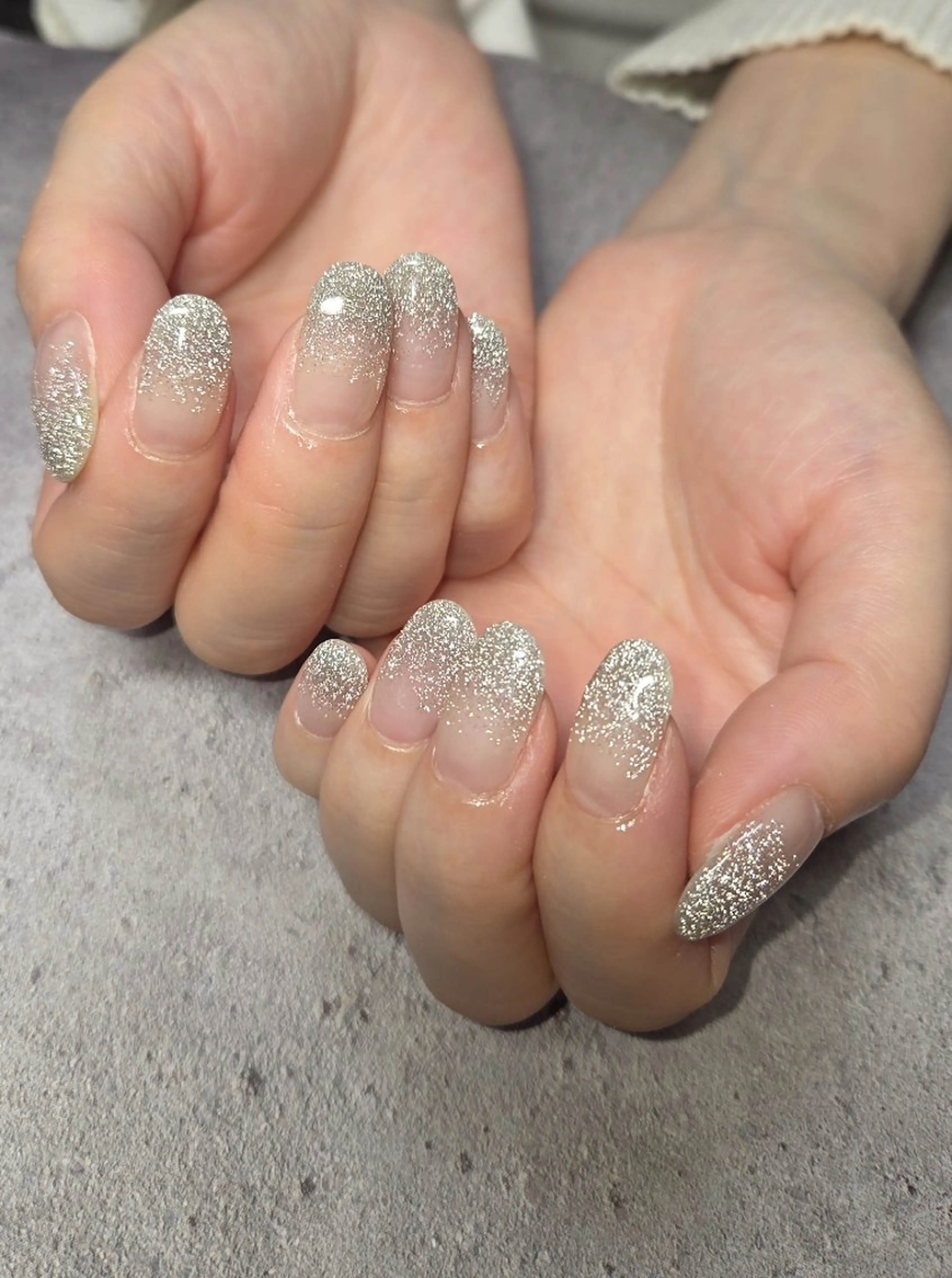 ネイル フラッシュネイル マグネットネイル オフィスネイル ワンカラーネイル 赤色 ハンドネイル flure de neige yukiのネイルデザイン