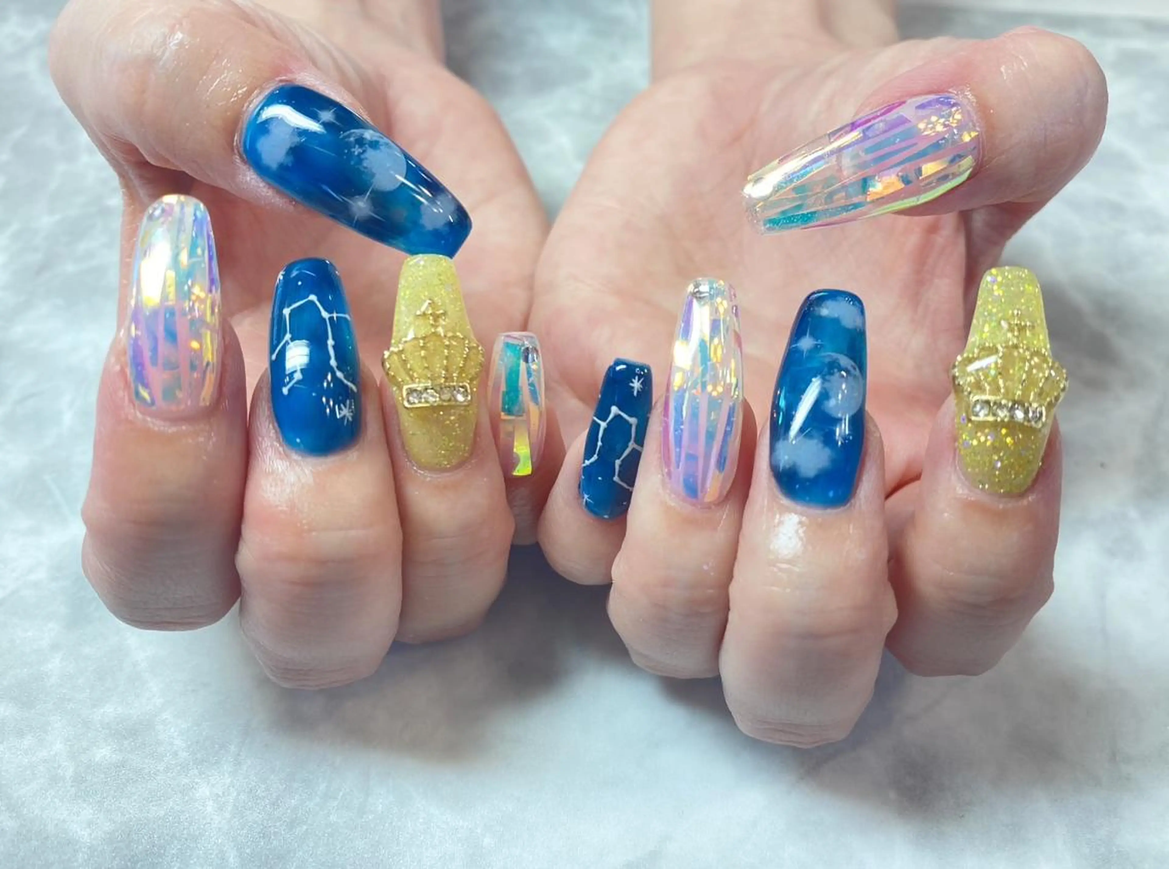 ネイル ネイルリボン 伊藤のネイルデザイン