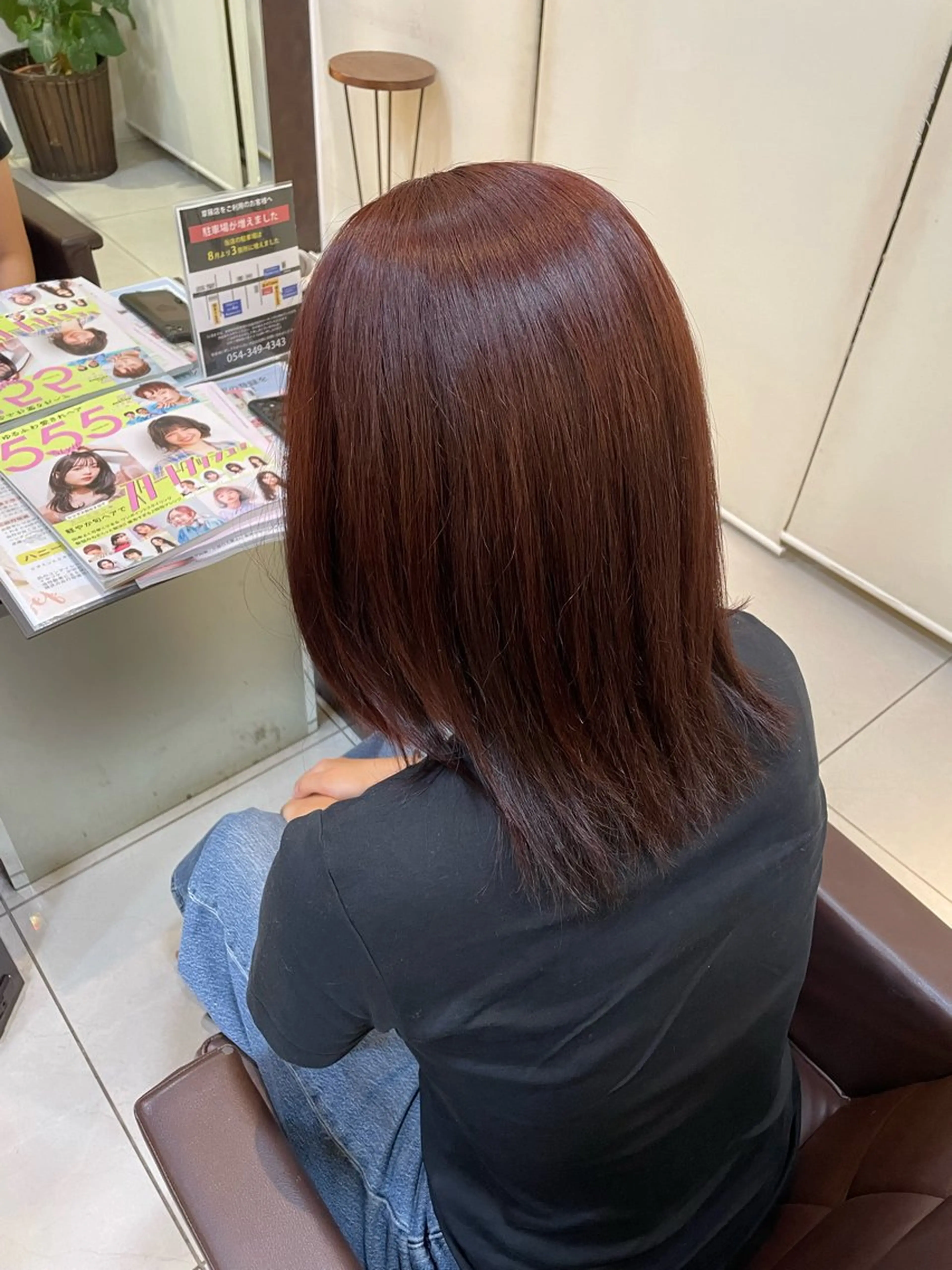 ミディアム カラー カット ヘアカラー トリートメント 🤎うる艶ベージュ 🧸MAYUKA🤎のヘアスタイル