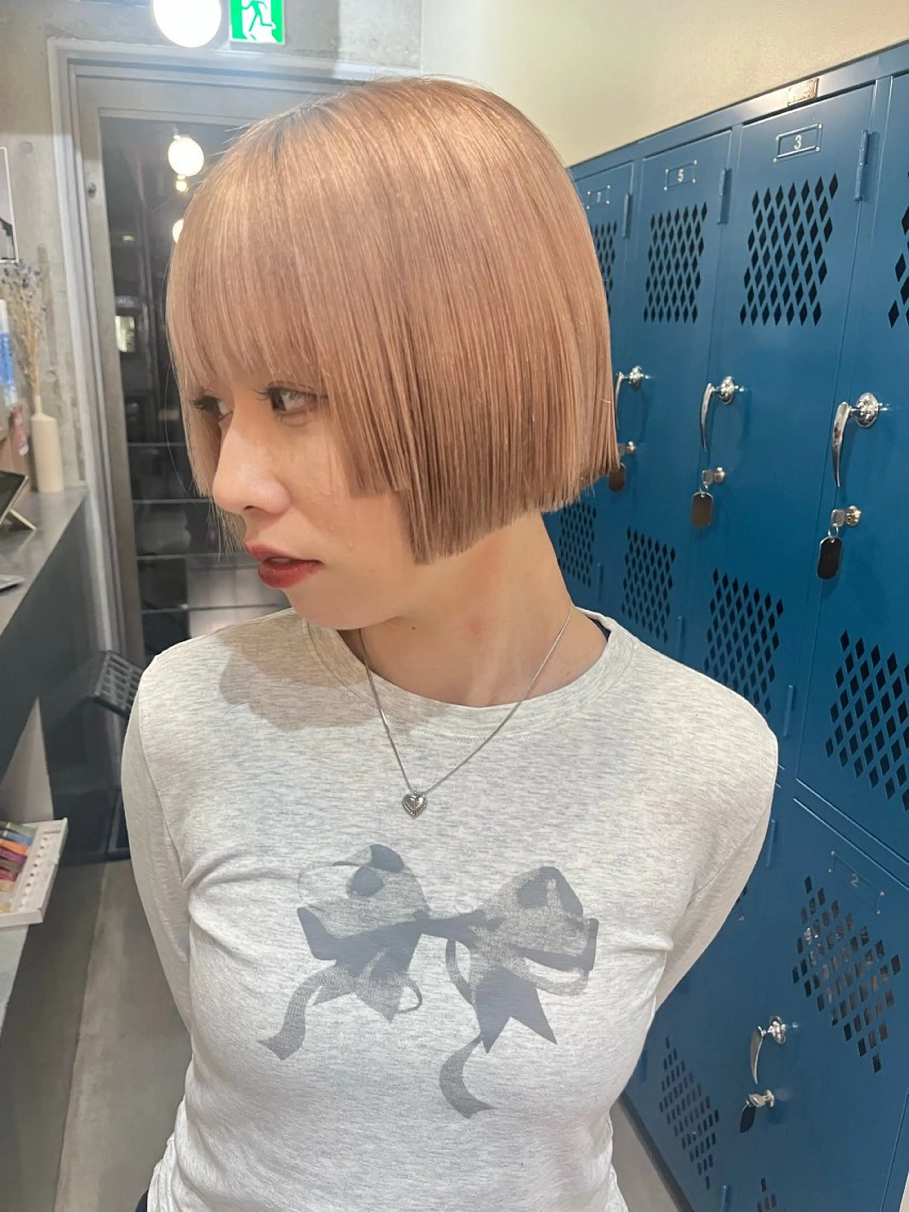ショート カラー ブラウンカラー ピンクカラー ピンクブラウン ヘアカラー レイヤーカット/ハイ トーンカラー/きらのヘアスタイル