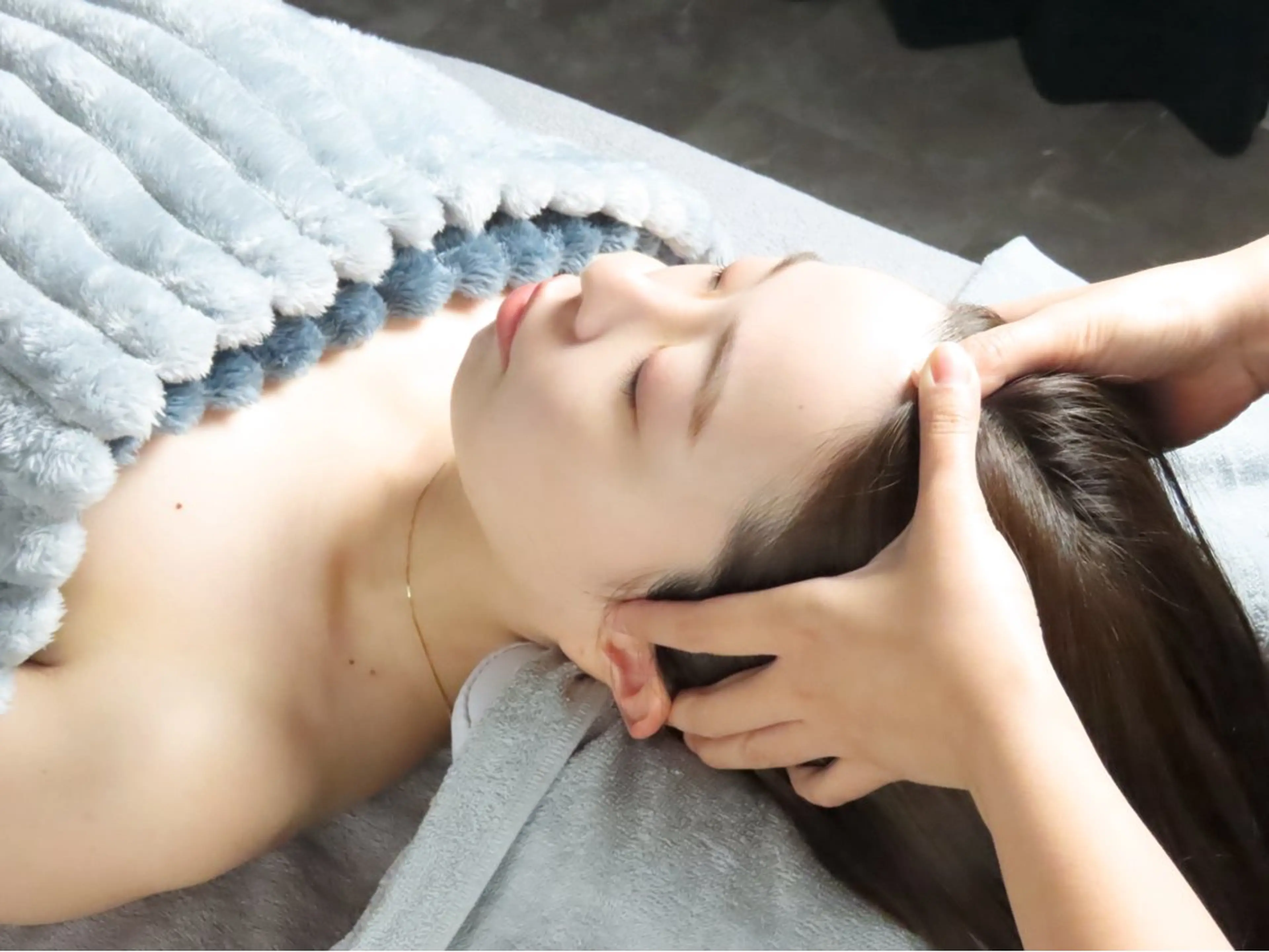 【メンズOK◎】熟睡炭酸ドライヘッドスパ+オイルハンドマッサージ60分の写真