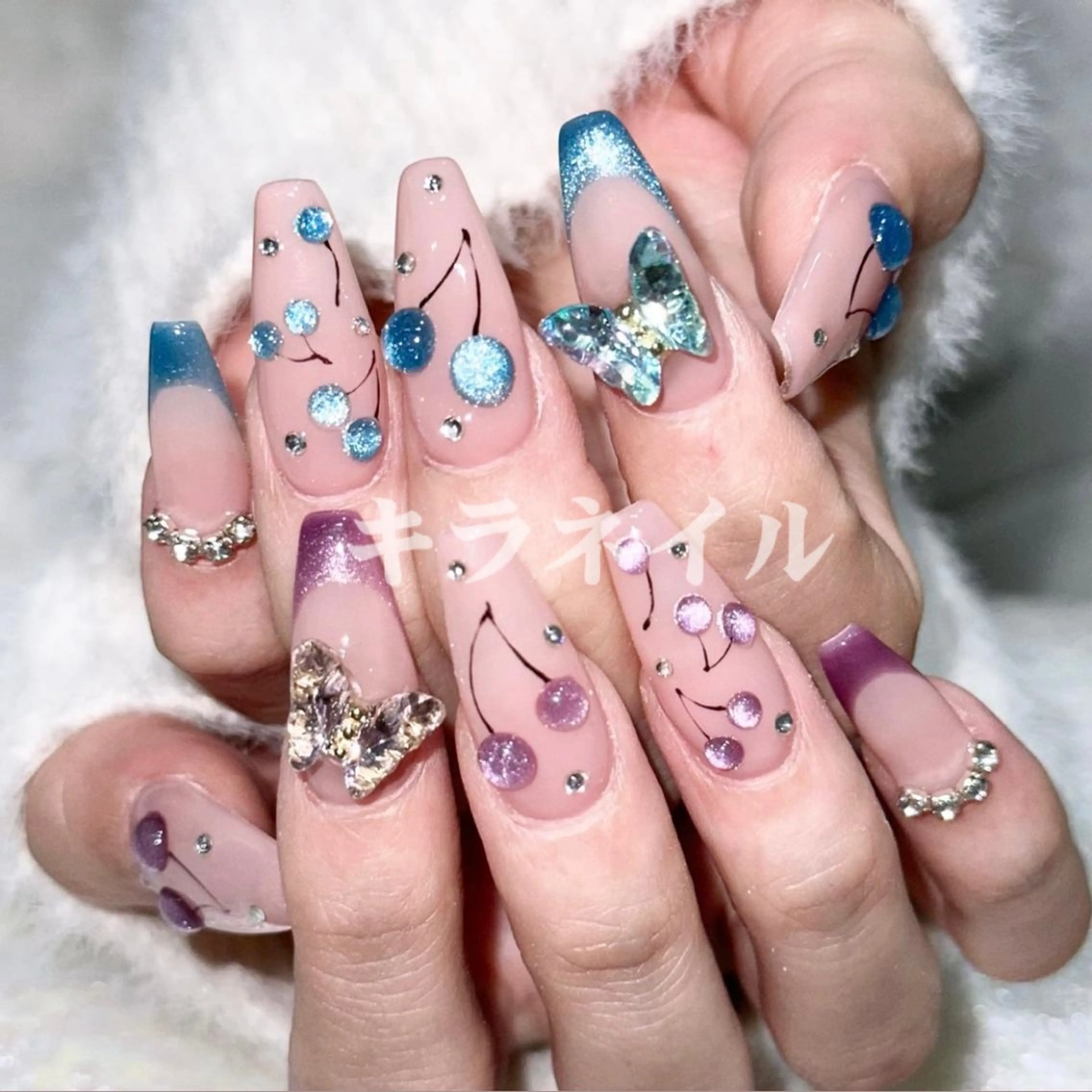 ネイル ハンドネイル 💗キラネイル💗 モチ最高のネイルデザイン