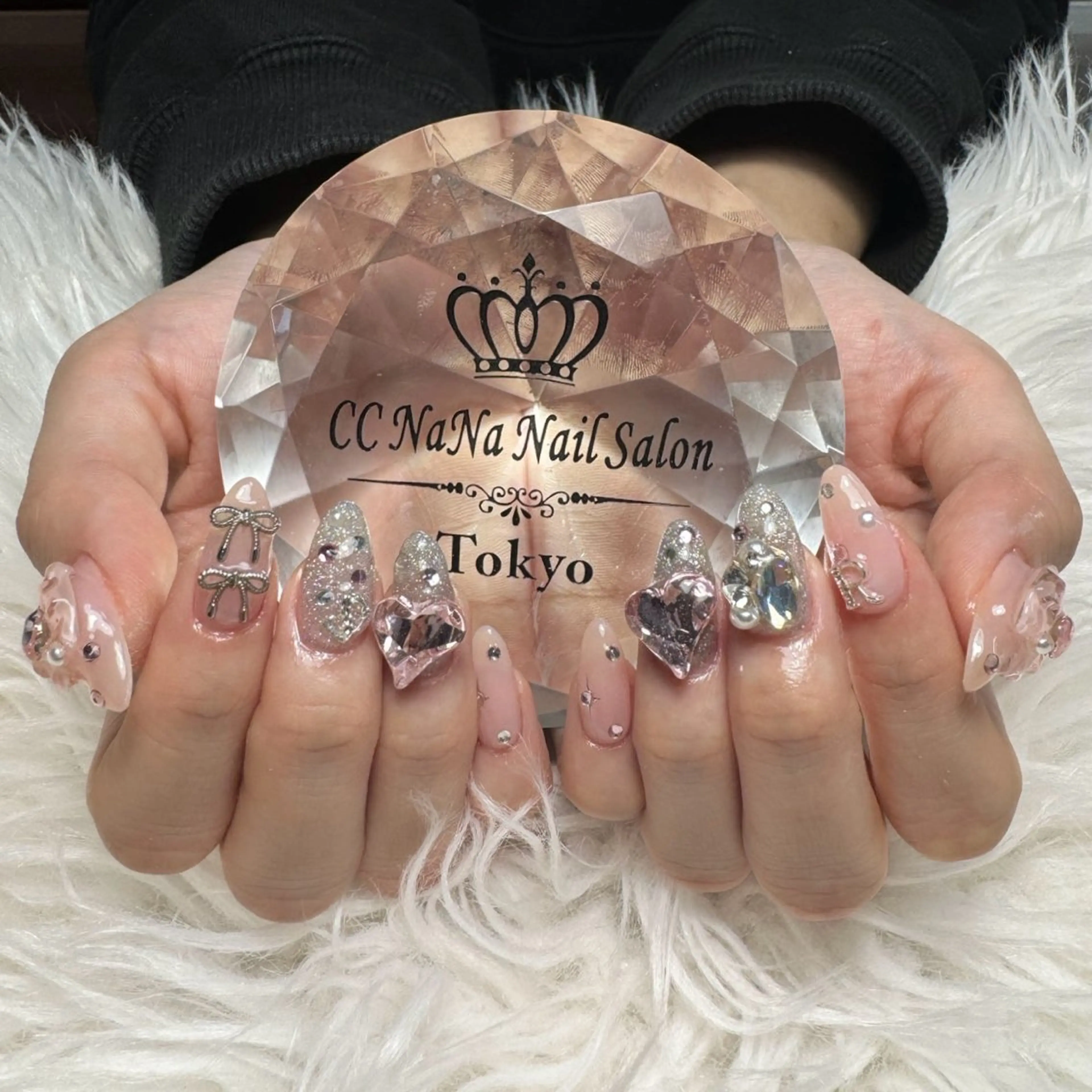 ネイル 持ち込み ワンホンネイル ハンドネイル 💎CC・NaNa 韓国風ネイル🌙のネイルデザイン