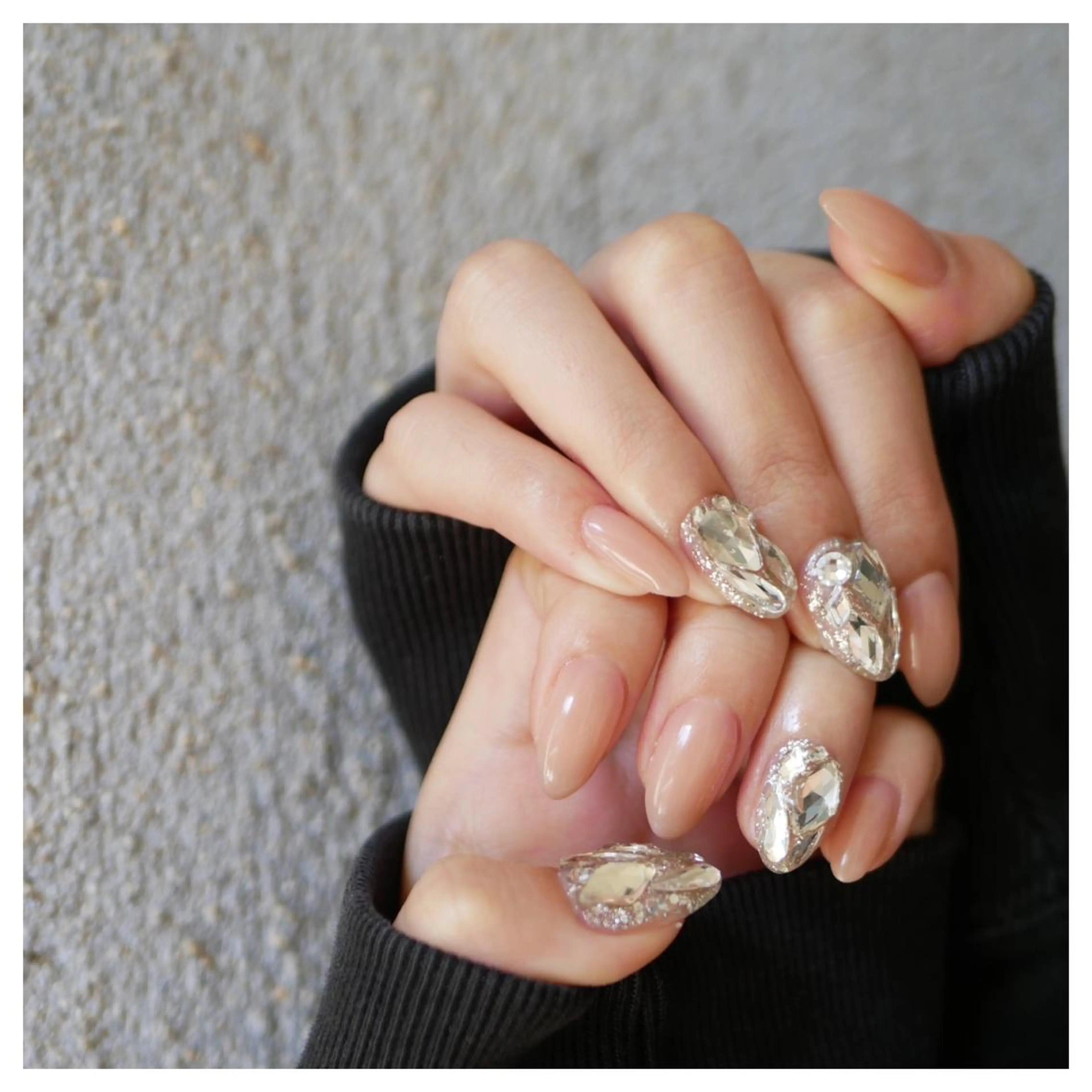 ネイル ストーンネイル Nail salon Rilaのネイルデザイン