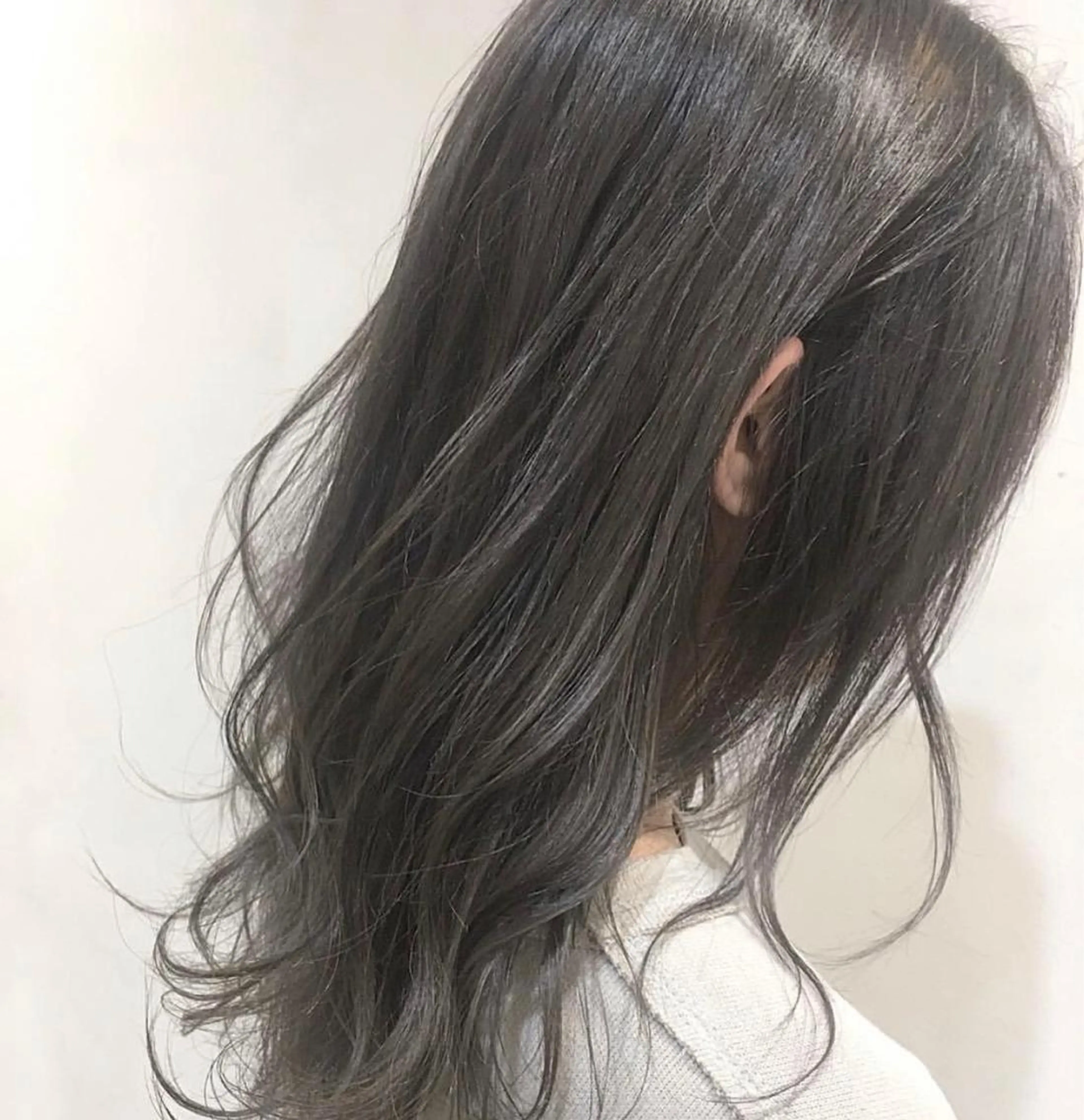 ロング naomi (夜間営業受付中★)のヘアスタイル