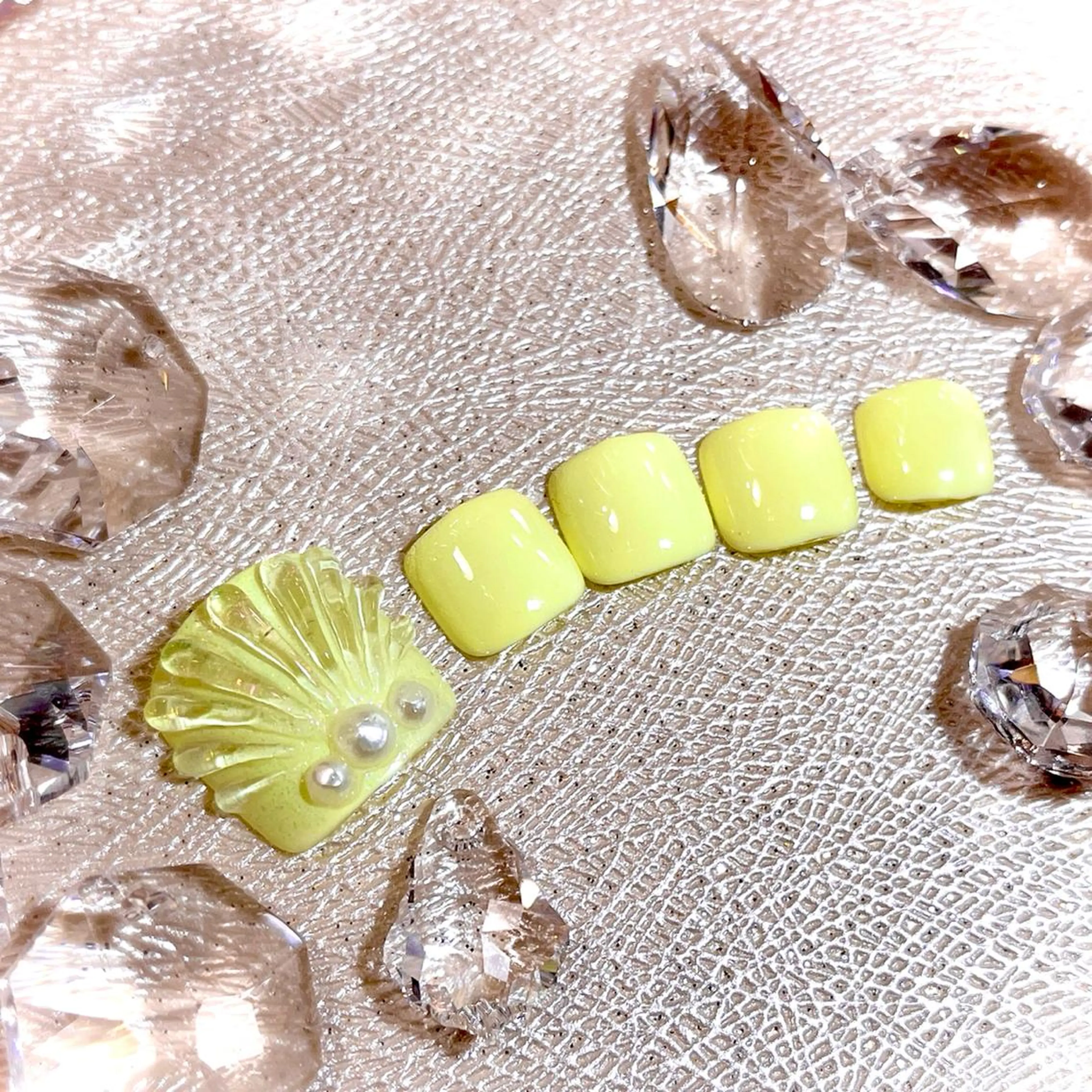 ネイル フットネイル フットネイル Vogusty's Nail 鶴見店のネイルデザイン