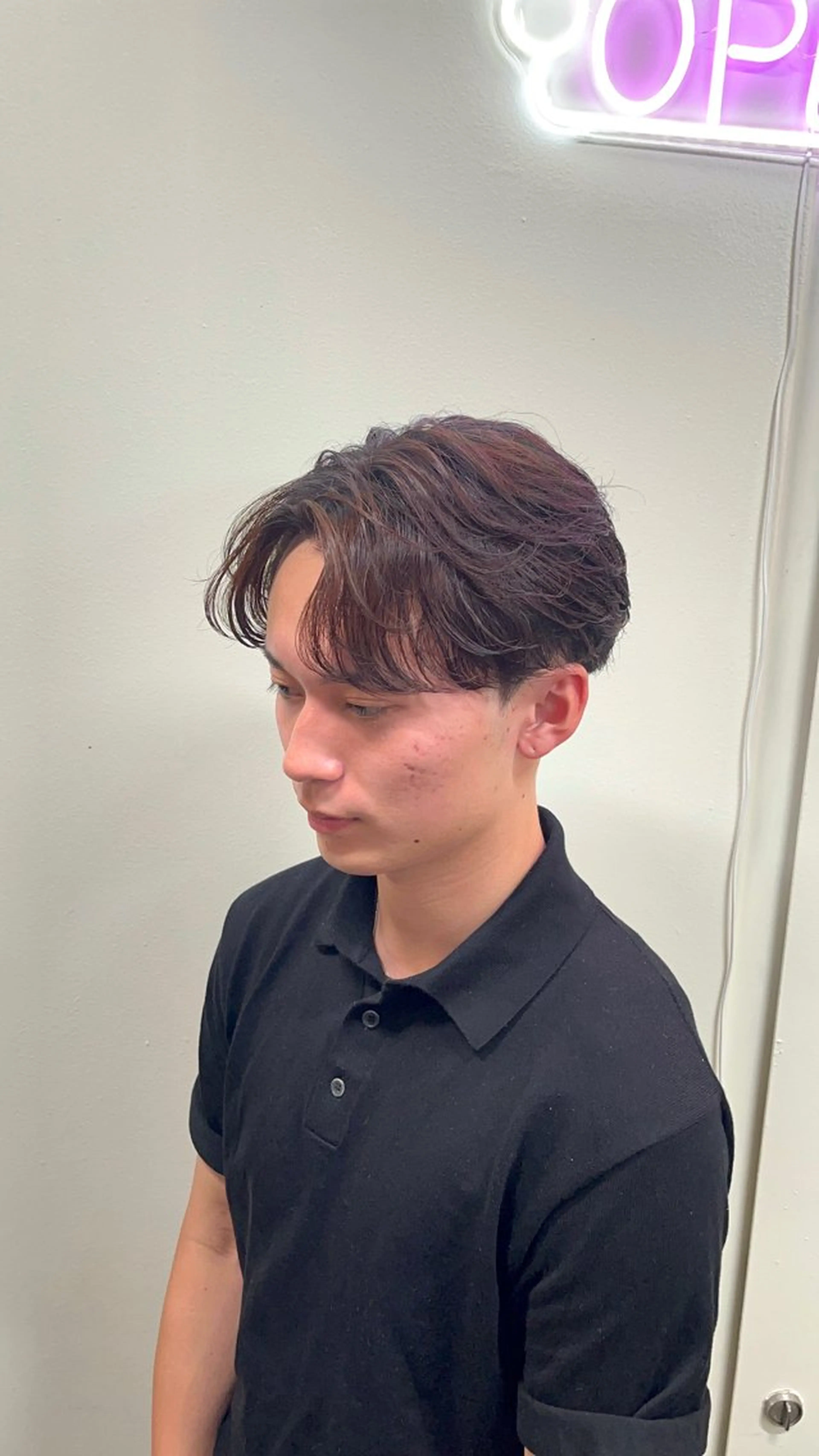 ショート カラー パーマ メンズ フェザーパーマ メンズパーマ レッドカラー ヘアカラー トリートメント 🦄カイ/メンズ ハイトーン/メイクのヘアスタイル