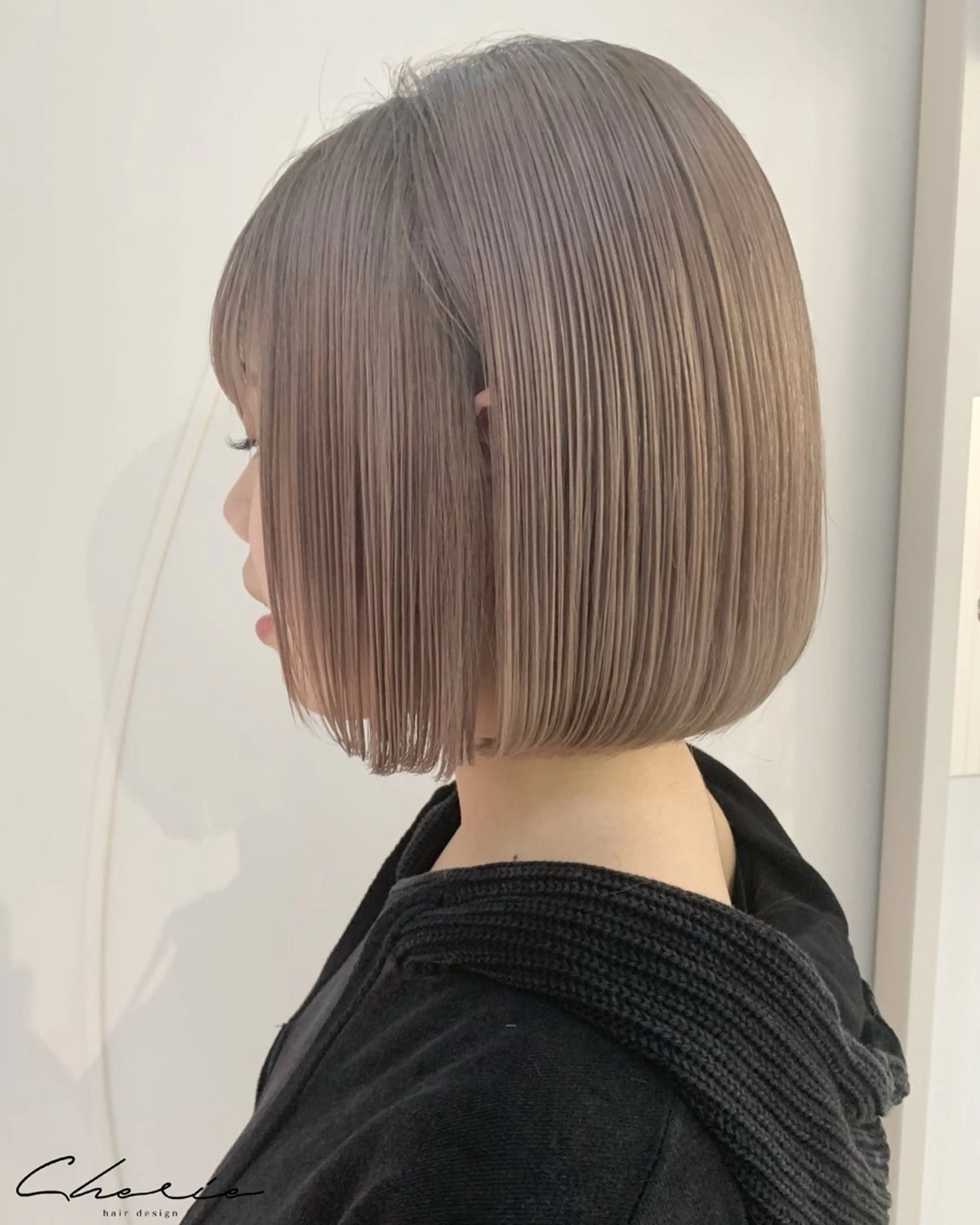 ショート カラー ショートボブ グレージュ ボブ ショートヘア カット ヘアカラー トリートメント CHERIEブリーチ ダブルカラー　天神のヘアスタイル
